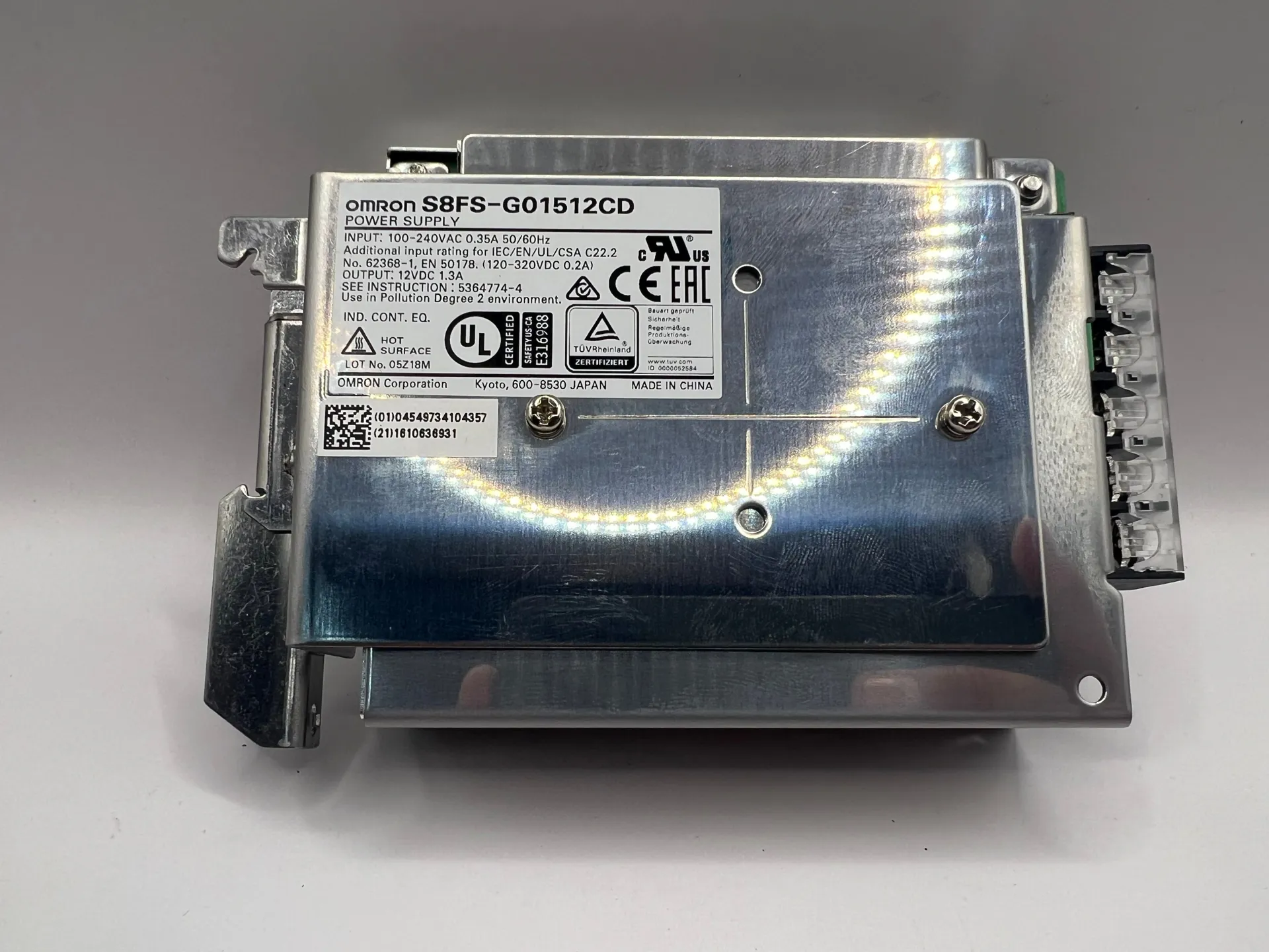 1x OMRON S8FS-G01512CD Switch Mode Power Supply 12V DC 1.3A - Thumbnail 5