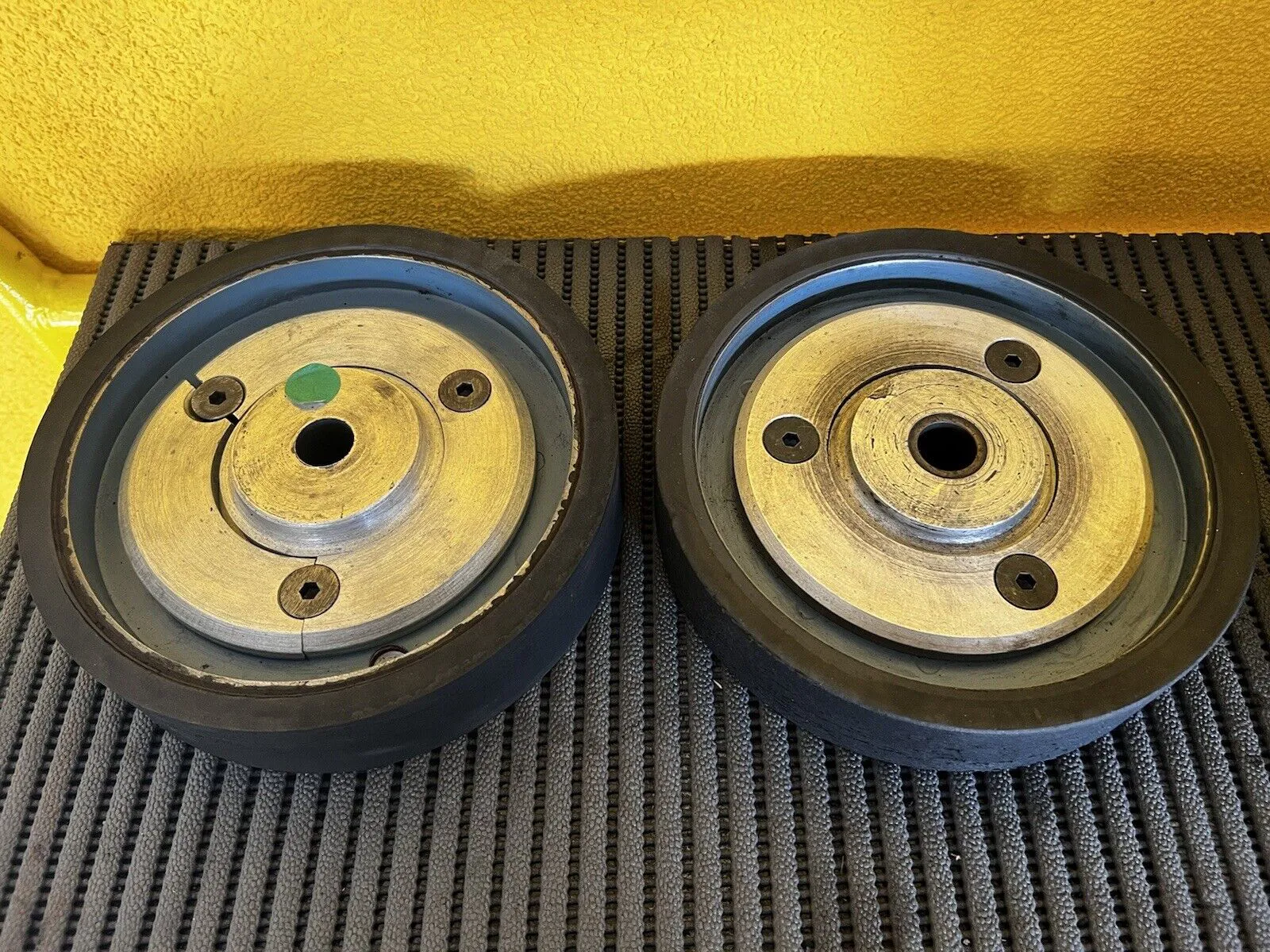 Chicago Rubber Co Inc 20 x 4cm Contact Wheel - Thumbnail 3