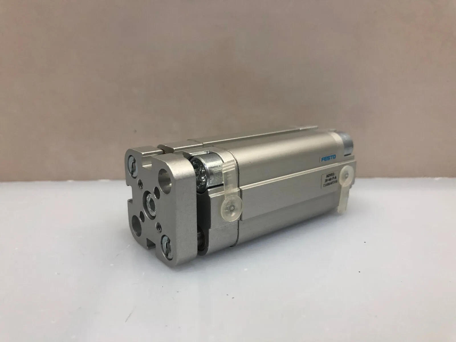 New Festo ADVUL-20-40-P-A Compact Pneumatic Cylinder 20mm Bore 40mm Stroke – 156864 - Thumbnail 2