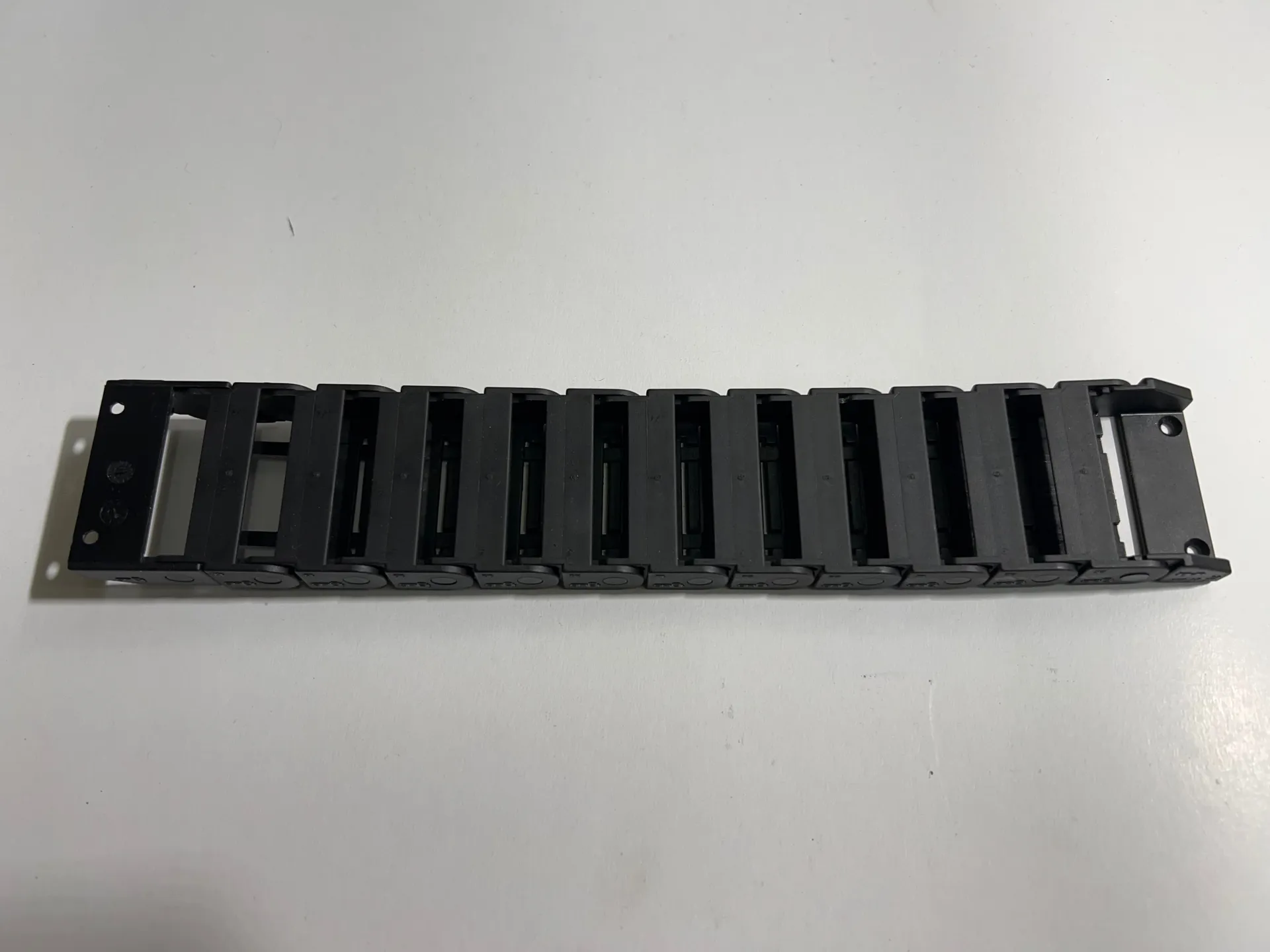 Igus 07.40.028 Energy Chain Cable Carrier – Lot of 11 pcs - Thumbnail 2