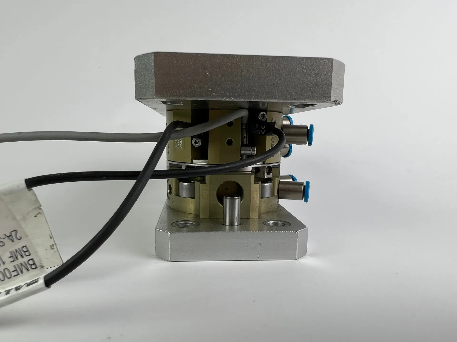 Staubli K85560742/002 B-42 941138 Automatic Robotic Tool + 2x Balluff Sensors BMF001L + 1x Sensor - Thumbnail 5