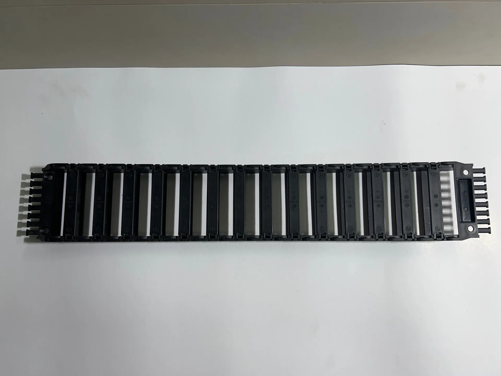 Igus 1400.080.075 Energy Chain Cable Carrier – Lot of 14 Pieces - Thumbnail 4