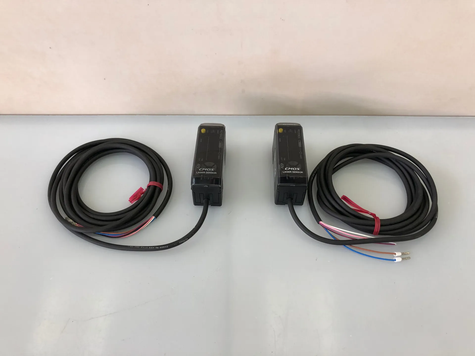 Keyence GV-21P CMOS Laser Sensor – PNP Output, Precision Detection - Thumbnail 3