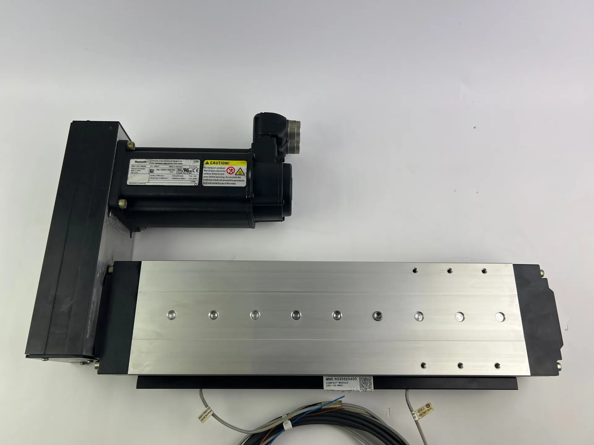 Rexroth R030520400 CKK-110-NNG1 Compact Module + R911306060 MSK040C-0600-NN-M1-UG0-NNNN Motor + 2 Cables + 2 Sensors - Thumbnail 6