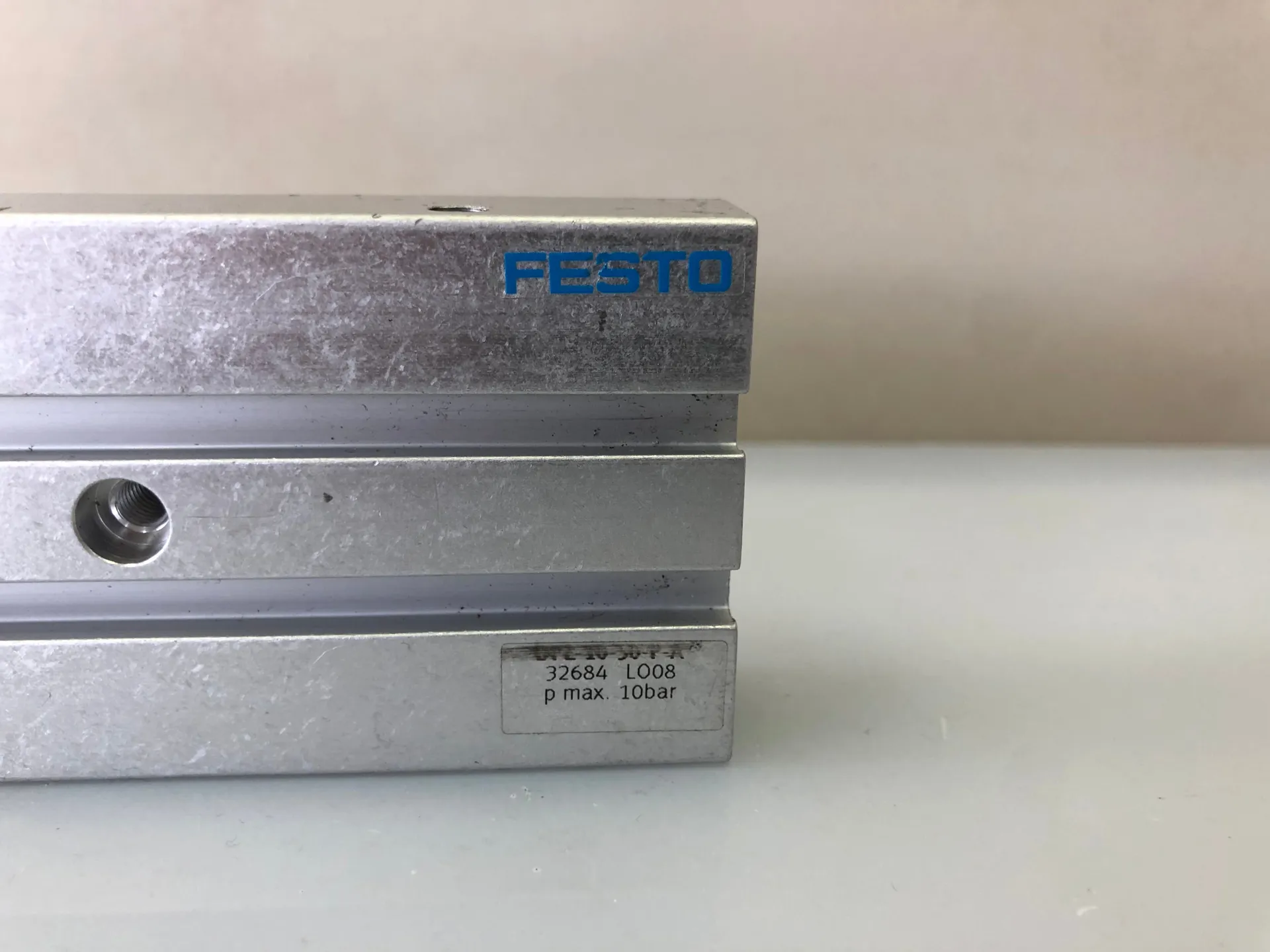 FESTO DPZ-10-50-P-A 32684 Dual Piston Rod Cylinder - Thumbnail 3