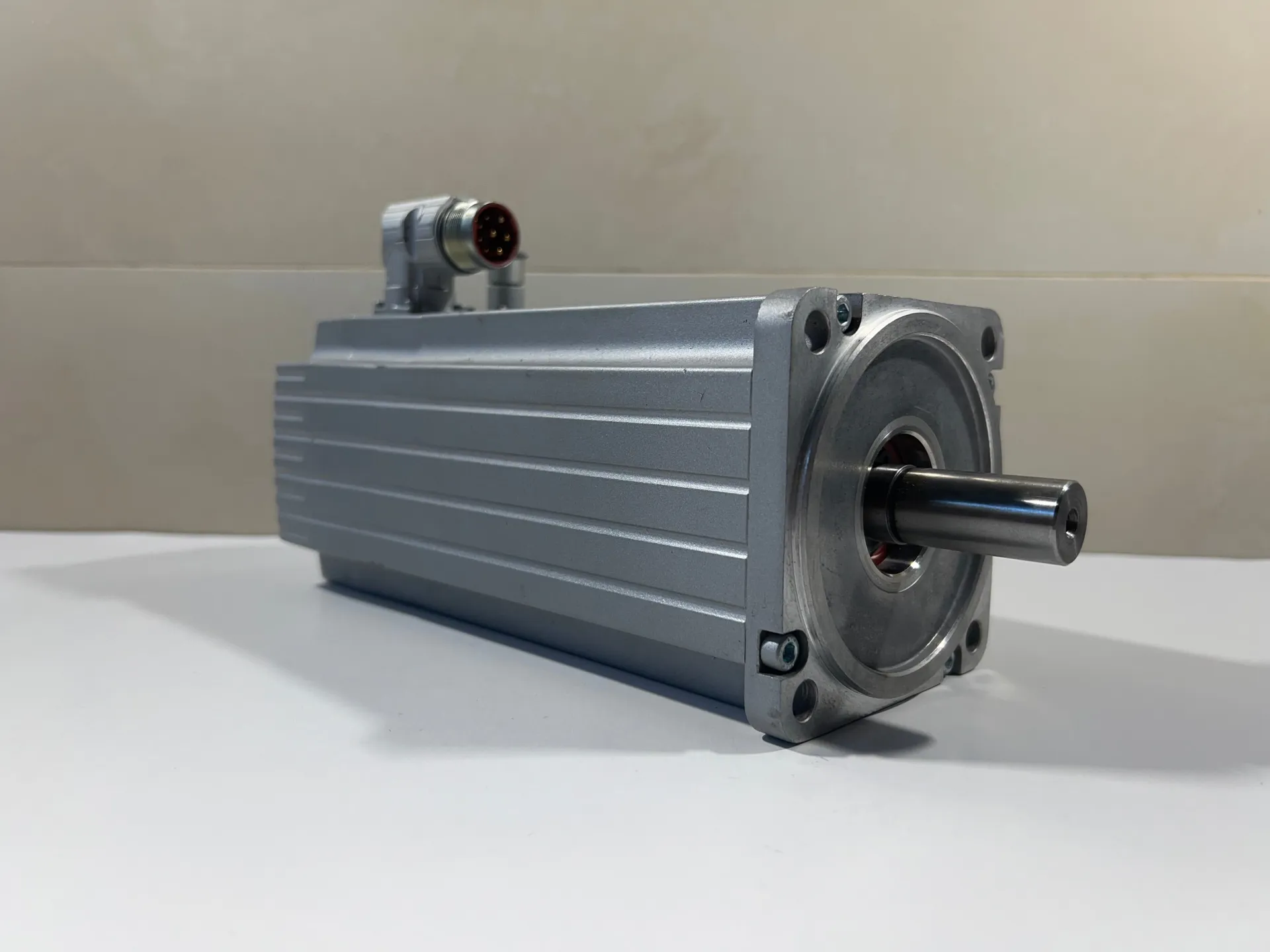 Festo EMMS-AS-100-M-HS-RSB 550129 Servo Motor – High-Speed Synchronous Motor - Thumbnail 9
