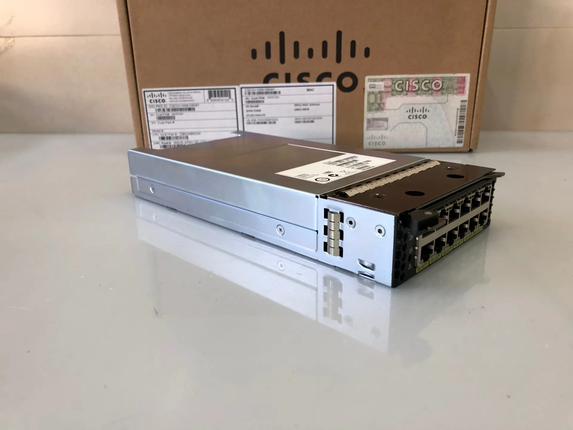 Cisco WAVE-APNV-GE-12T 12-Port Expansion Module - Thumbnail 5