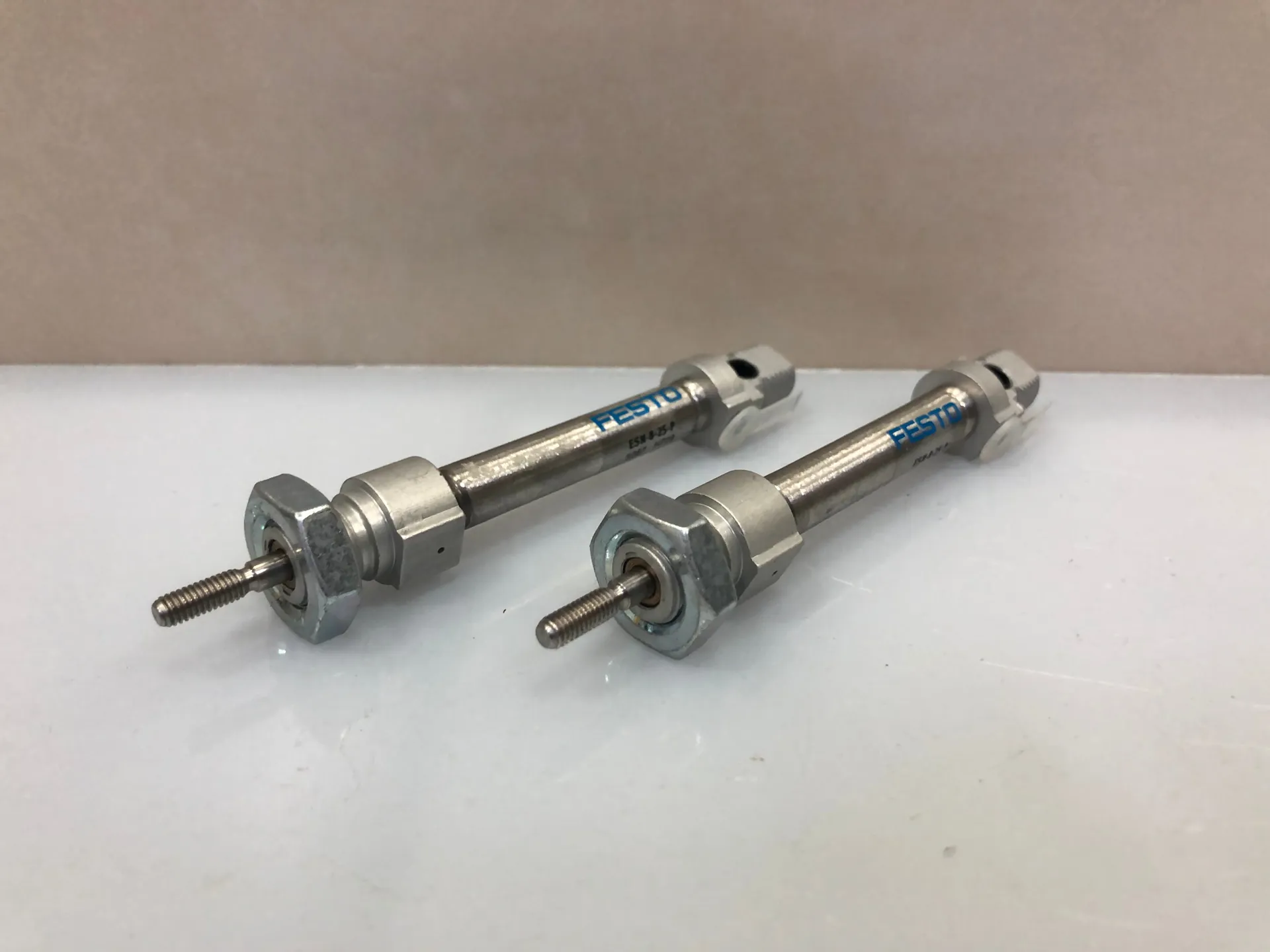 1x FESTO ESN-8-25-P Single-acting Cylinder ESN825P - Thumbnail 2