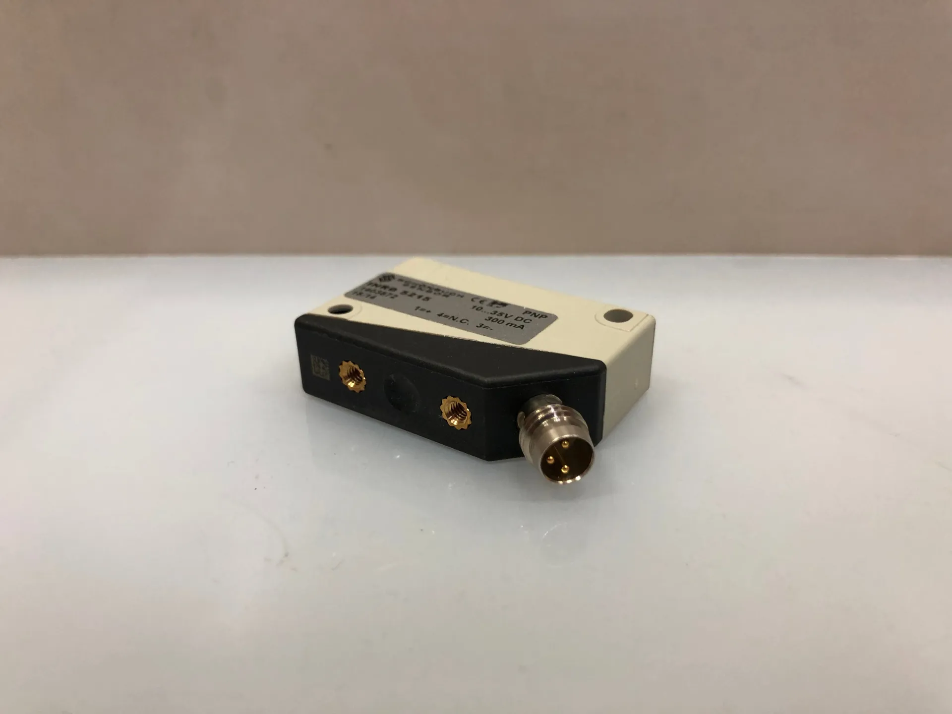 Schonbuch Sensor INRD 5215 Inductive Proximity Sensor - Image 1