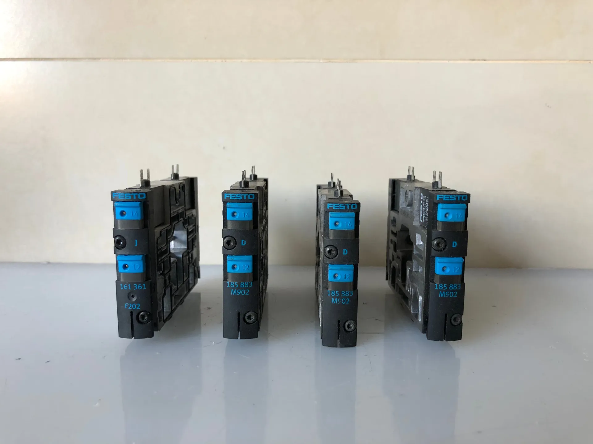 1x Festo MSZC-3-21 DC 384164 Pneumatic Solenoid Valve – 21V DC, 0.65W, IP00/IP65 - Image 1