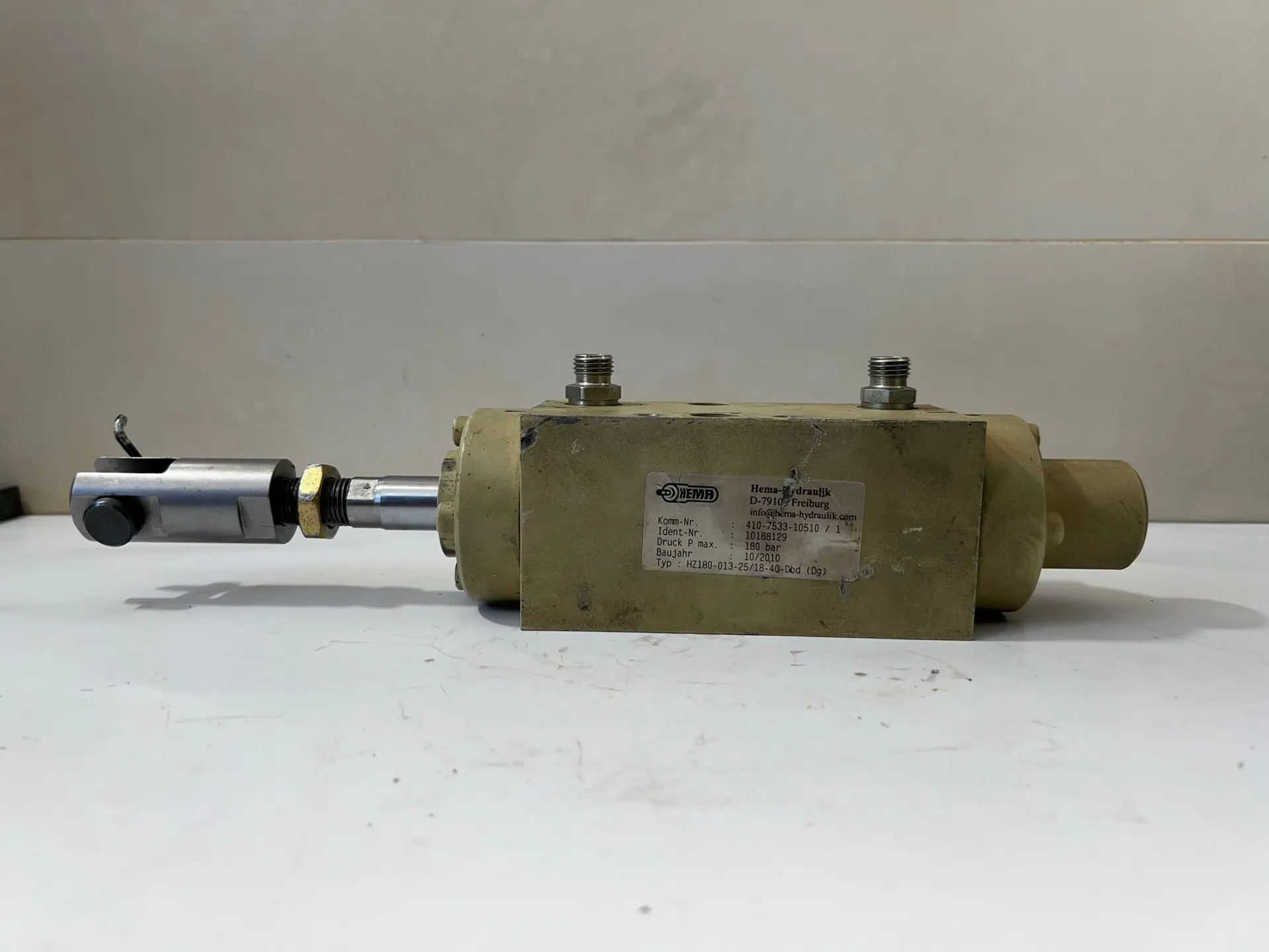 Hema-Hydraulik HZ180-013-25/18-40-DBG Hydraulic Cylinder – 180 Bar