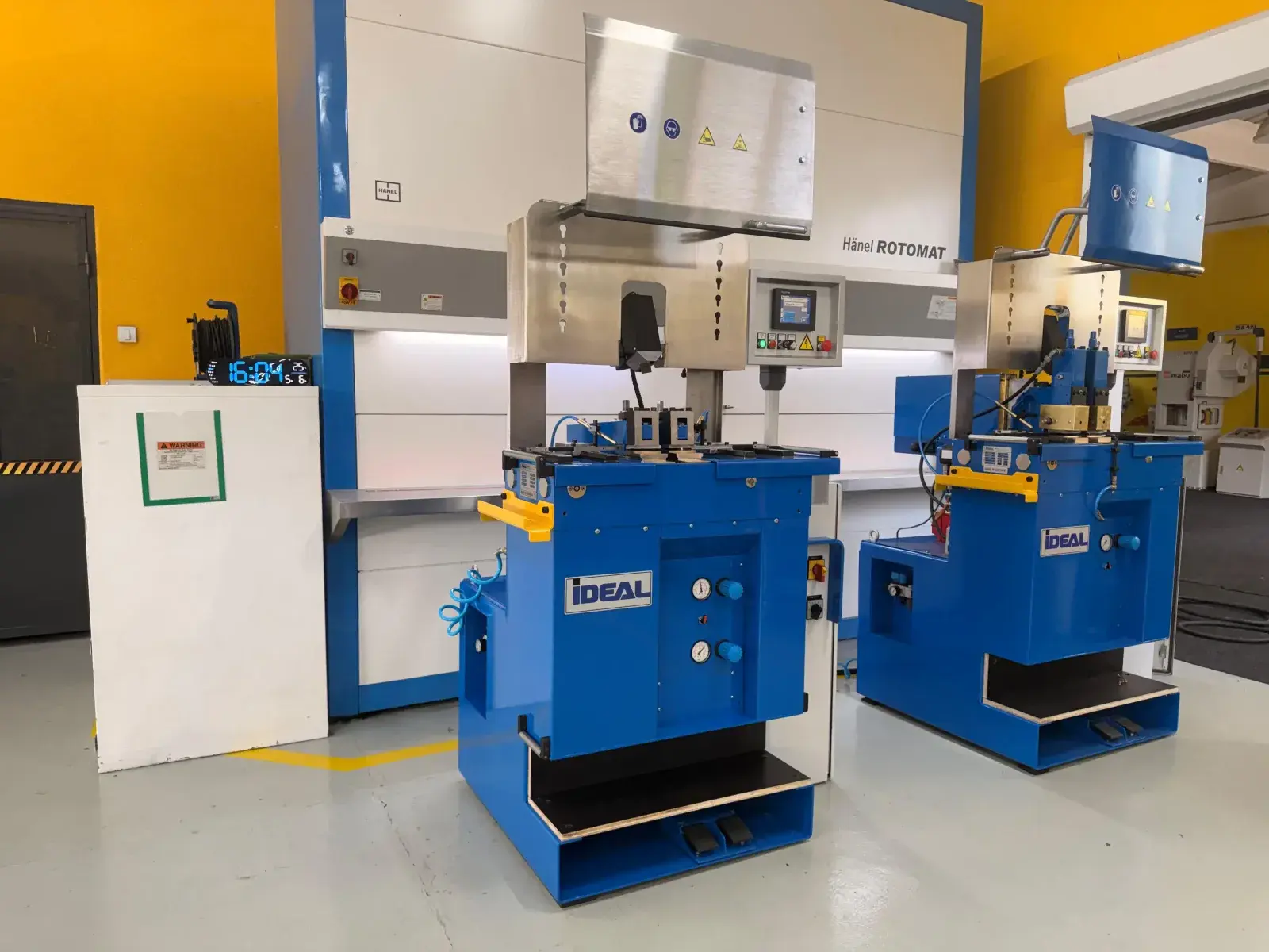 iDEAL BAS 320 Flash Butt Welding Machine for Band Saw Blades up to 50 mm