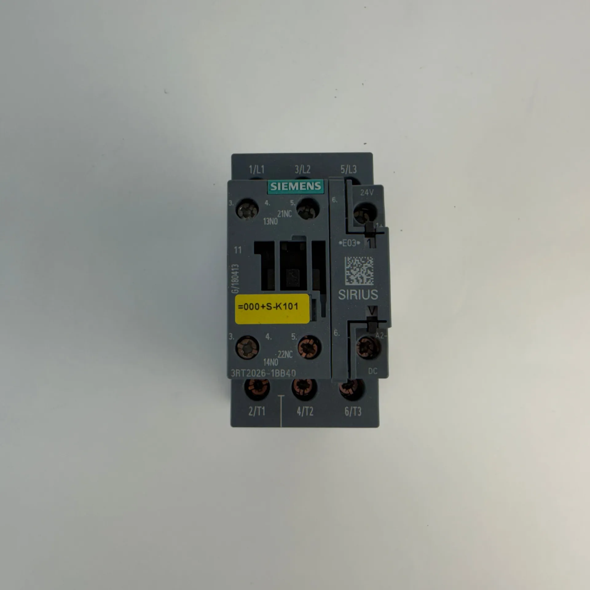 Siemens 3RT2026-1BB40 Sirius Contactor 24V DC 11kW 1NO+1NC 25A - Image 1