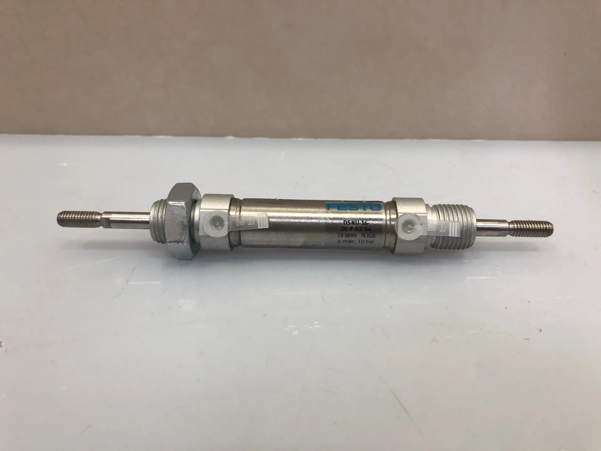 Festo DSNU-16-20-P-S2-S6 Pneumatic Cylinder 16mm Bore 20mm Stroke – 193989 - Image 1