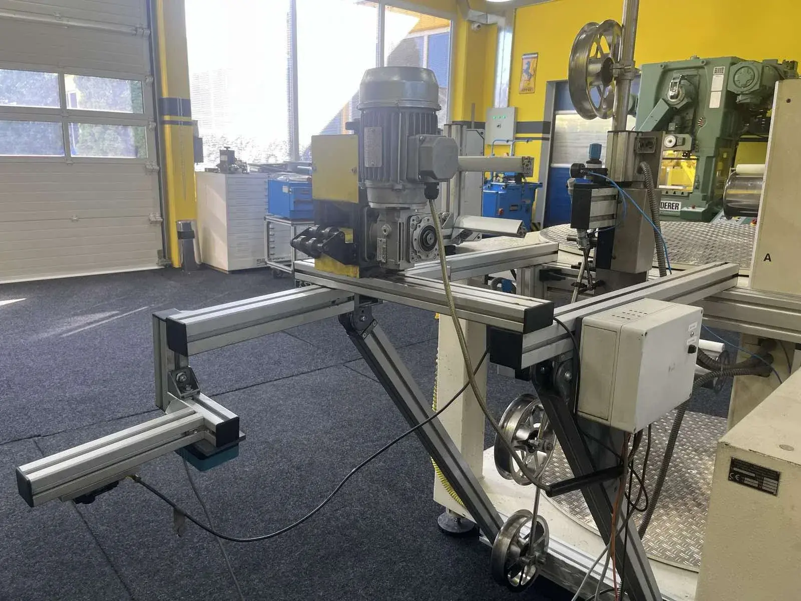 NOXON DPH 1400 Double Pallet Horizontal Decoiler 3000 kg - Thumbnail 8