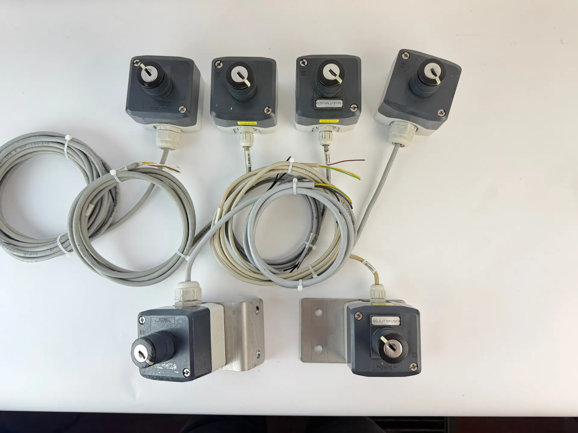 Lot of 6 Schneider Electric XAL Key Selector Control Stations with Cables – No Keys - Thumbnail 2