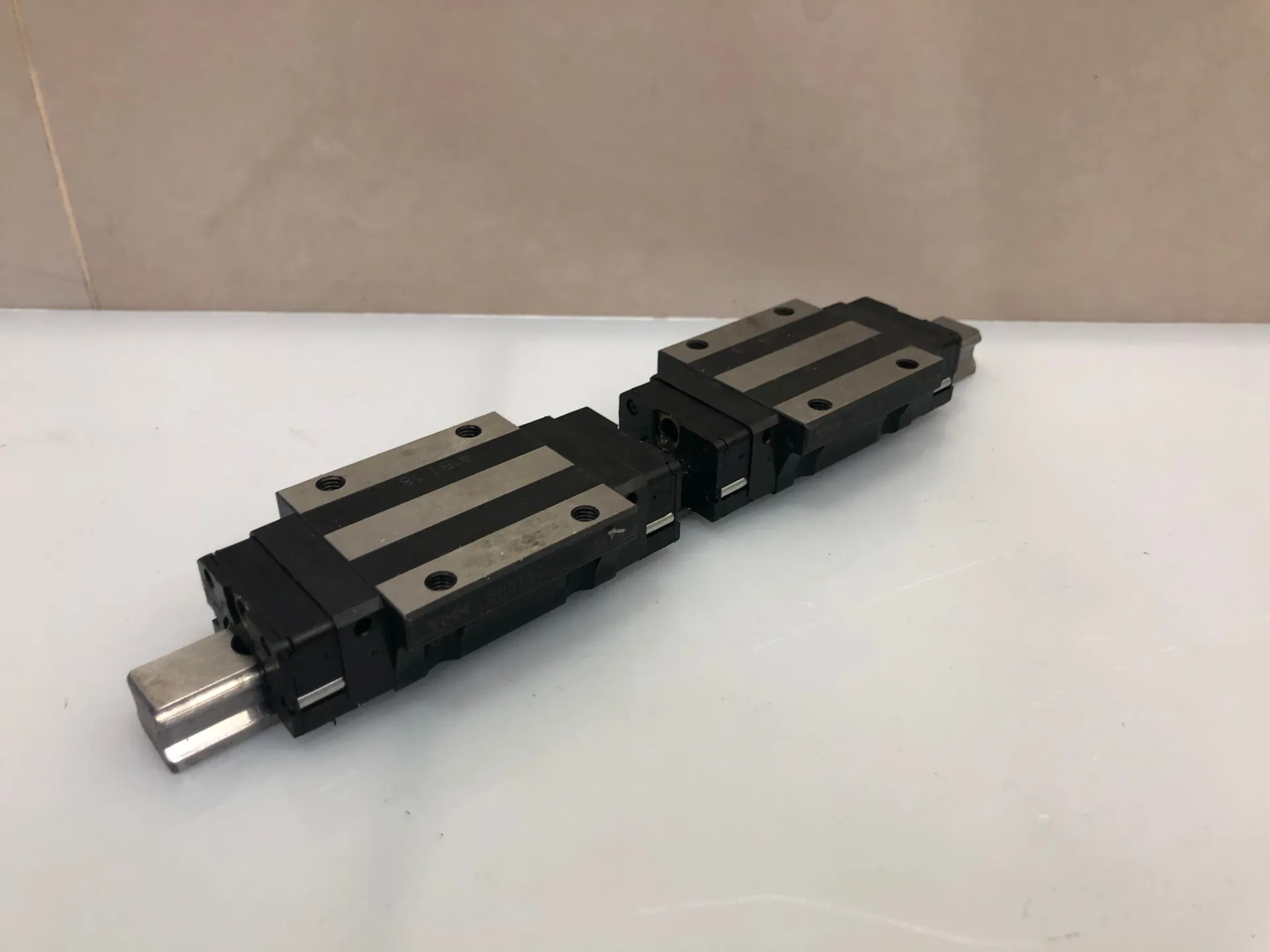 THK SHS15C Linear Guide – 2 Blocks on 220mm Rail | SHS15 Precision Slide System - Thumbnail 2