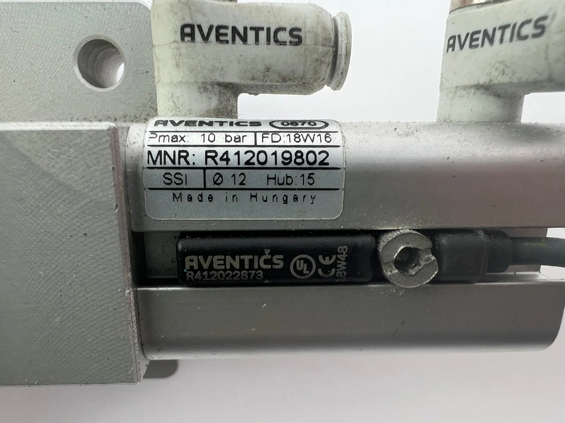 Aventics R412019802 SSI Short-Stroke Cylinder + Sensor R412022873 - Thumbnail 3