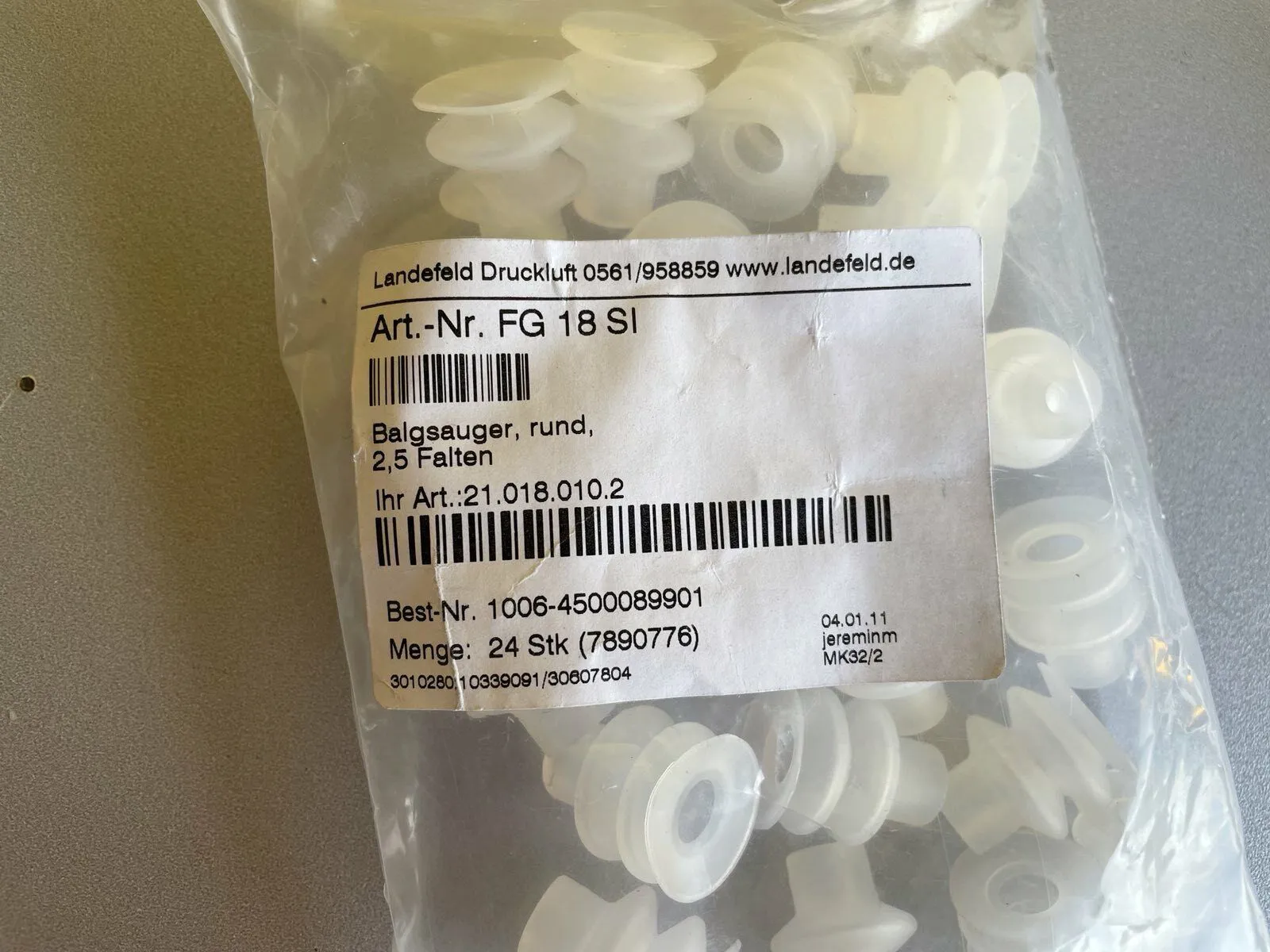 Lot of 54 Schmalz FG-20-SI-55-N016 Vacuum Pad – Ø20mm, Silicone, Flat Grip Cup 10.01.06.00059 - Thumbnail 5