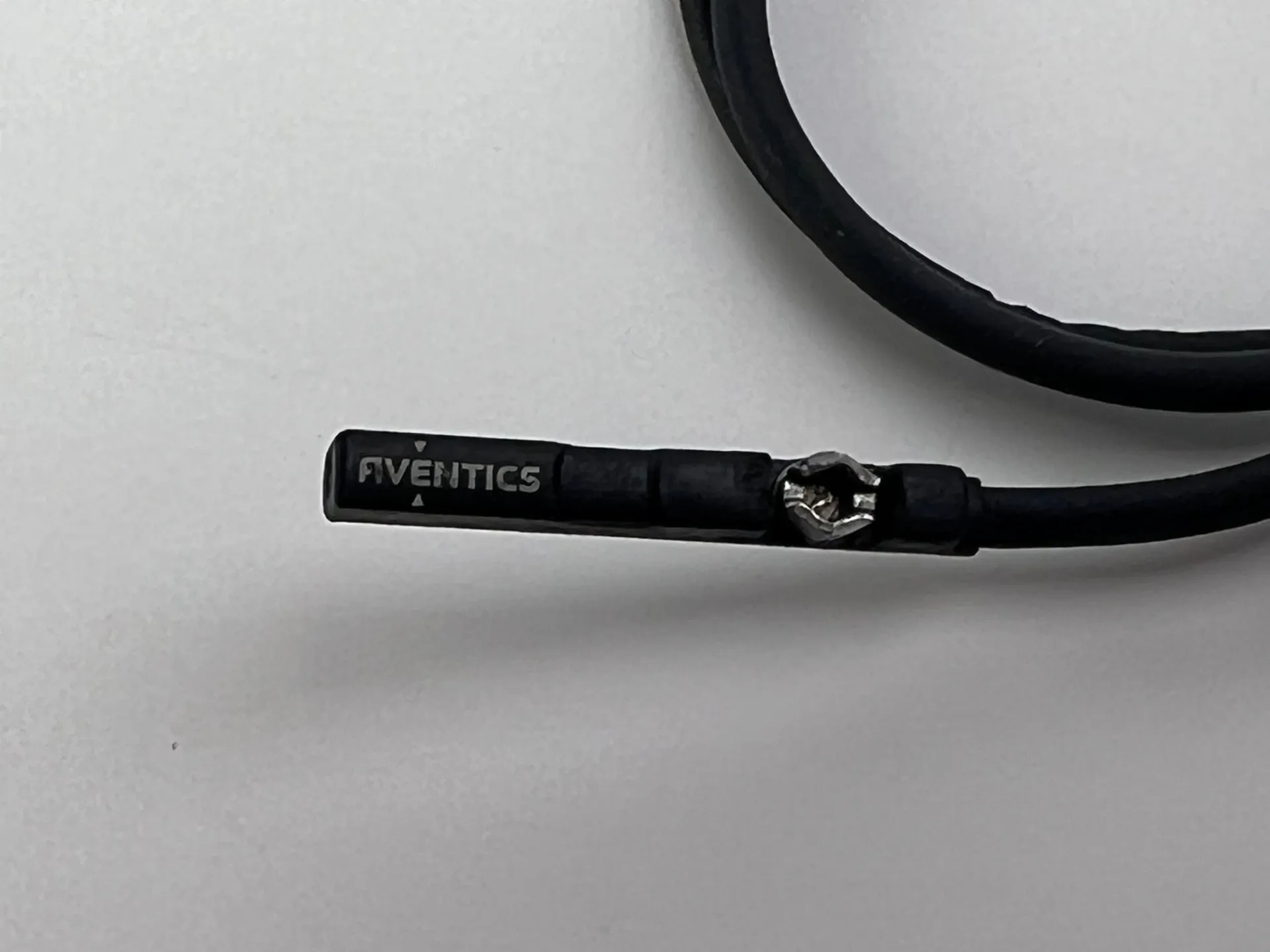 1x Aventics R412019493 Magnetic Switch Sensor - Image 1