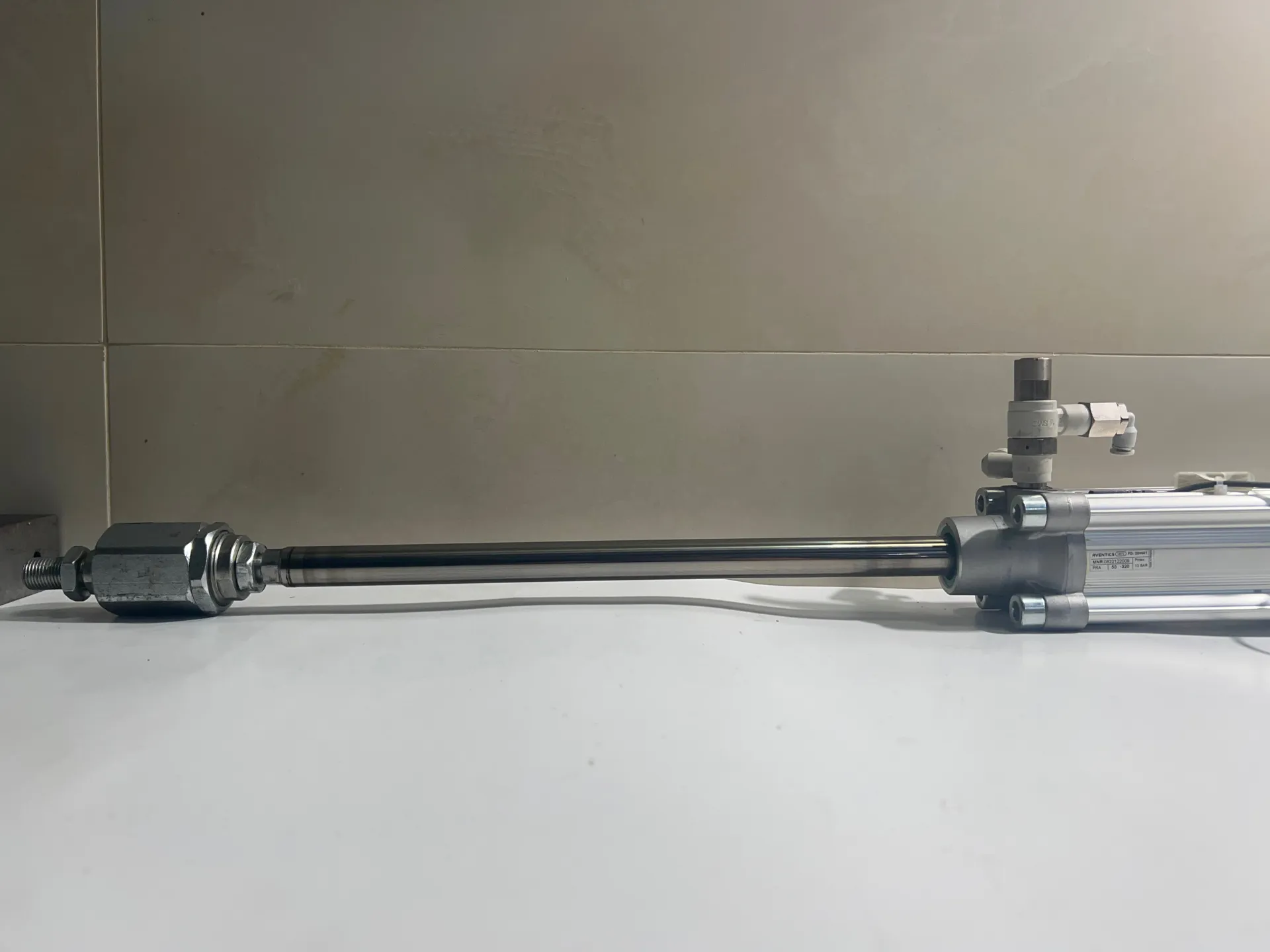 Aventics 0822122009 Pneumatic Cylinder 10 Bar - Thumbnail 3