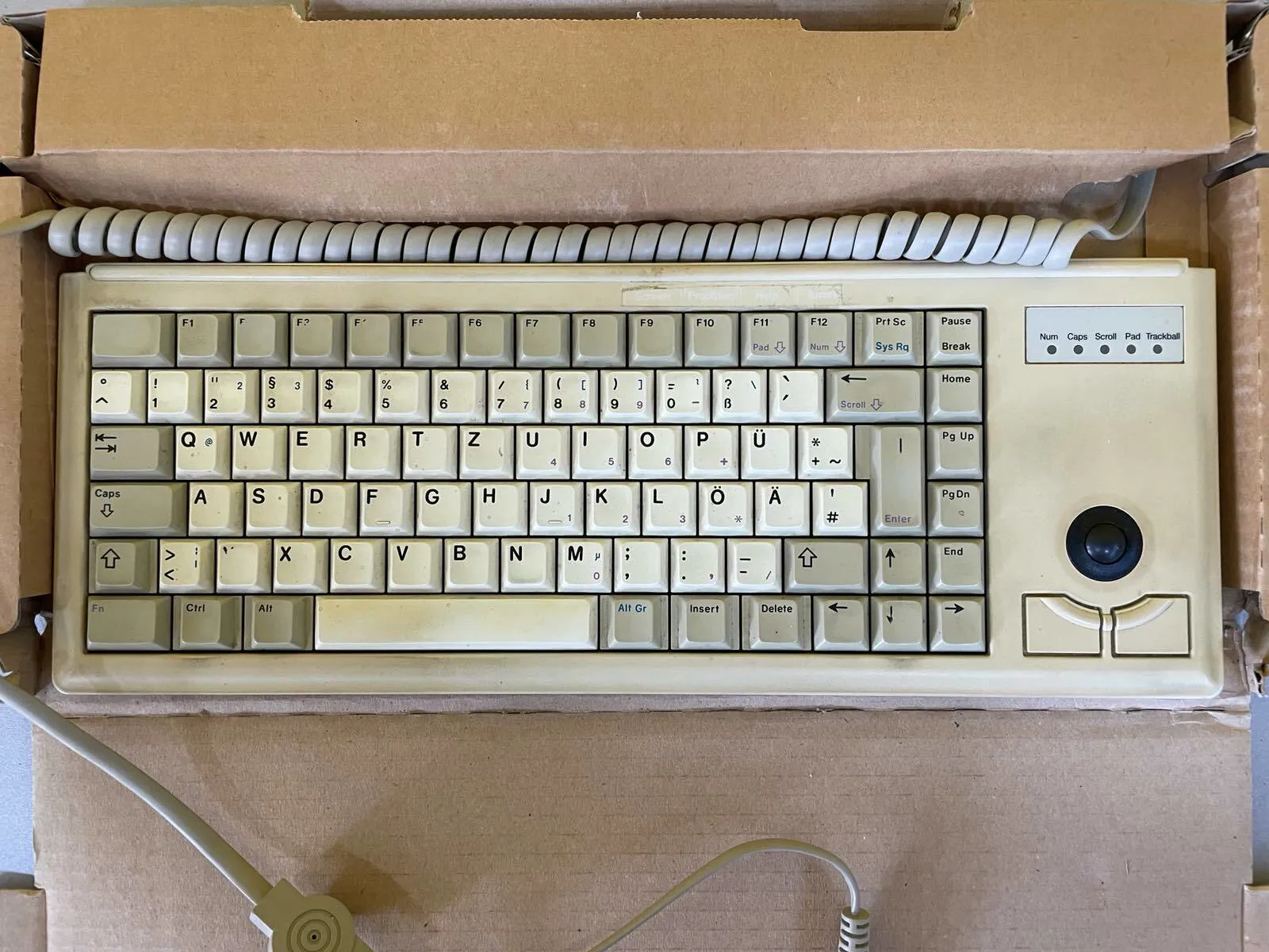 Cherry G84-4400 Compact Keyboard with Integrated Touchpad – G844400LUBEU0