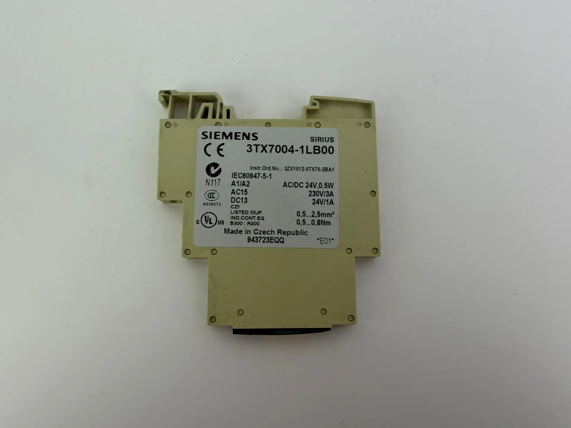 1x Siemens SIRIUS 3TX7004-1LB00 Interface Module - Thumbnail 2