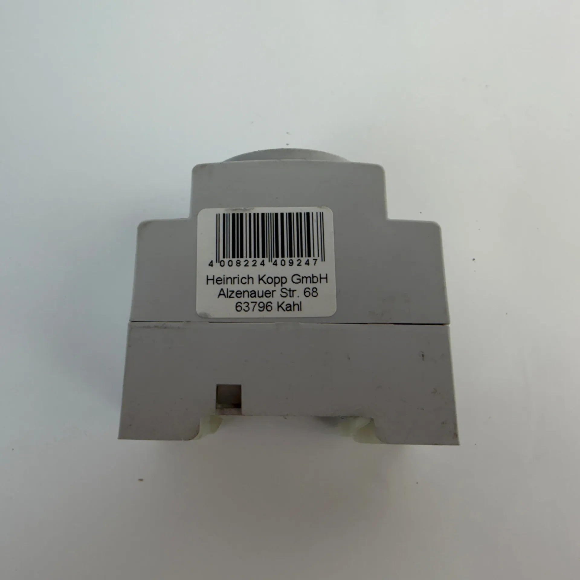ETI T-2P+Z Schuko Socket DIN Rail Outlet 16A 250V AC 002414021 - Thumbnail 2