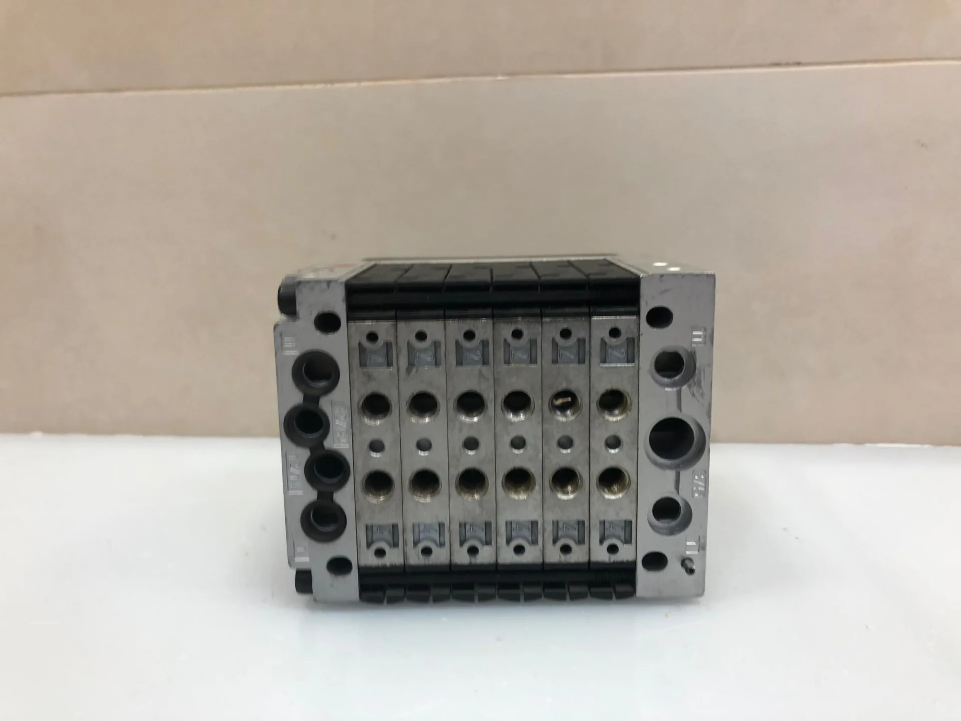 FESTO CPV-10-VI 18200 Valve Terminal – Pneumatic Manifold with Integrated Valves - Thumbnail 6