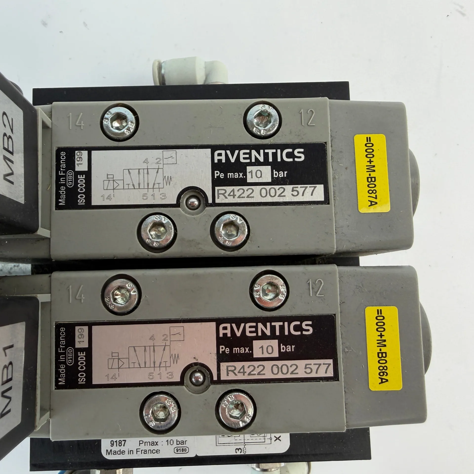 AVENTICS Dual 5/2 Directional Valve R422 002 577 w/ Island R422 003 624 Sensors Coils - Thumbnail 6