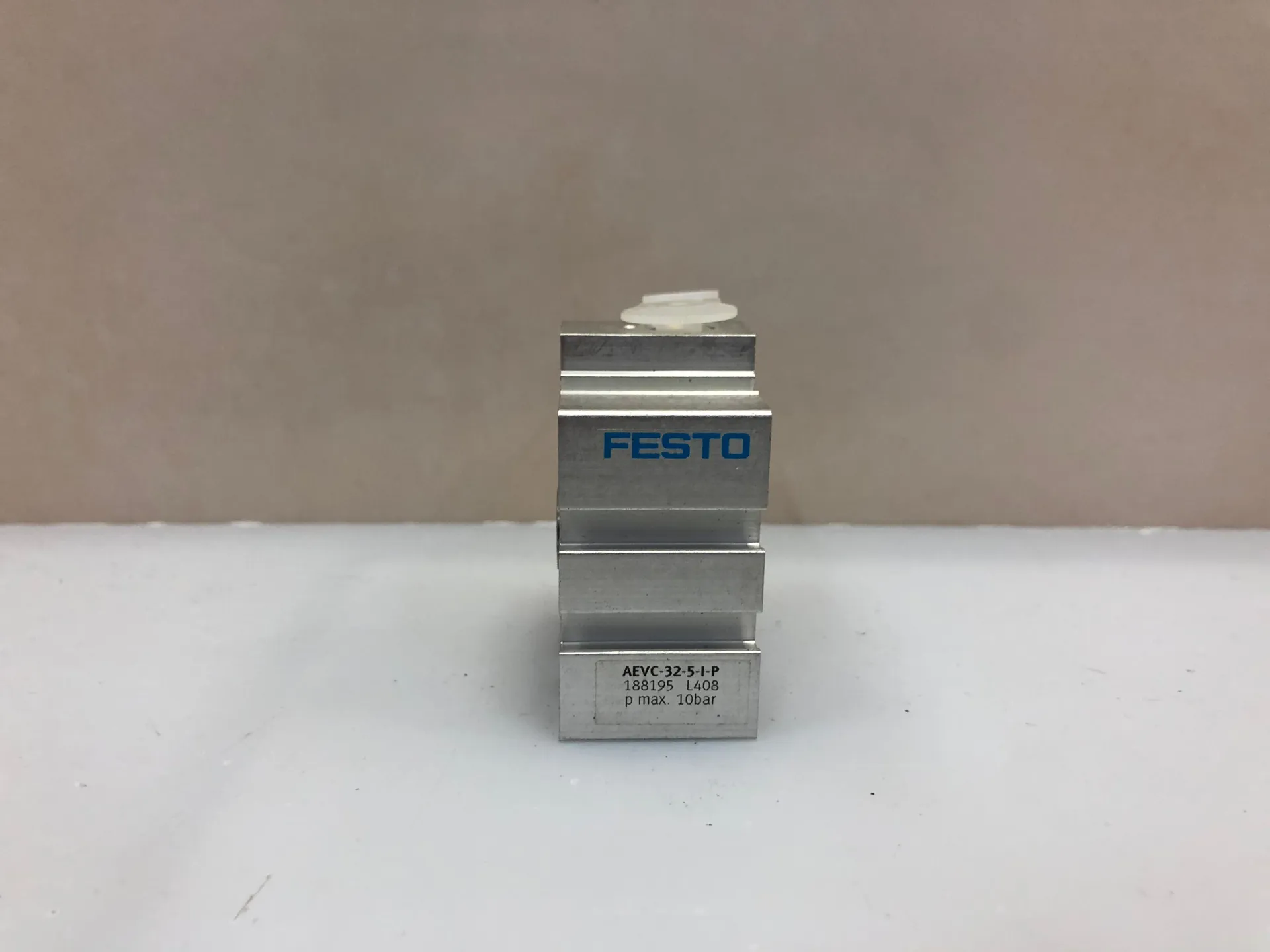 FESTO AEVC-32-5-I-P 188195 Compact Pneumatic Cylinder 32mm Bore 5mm Stroke - Thumbnail 2
