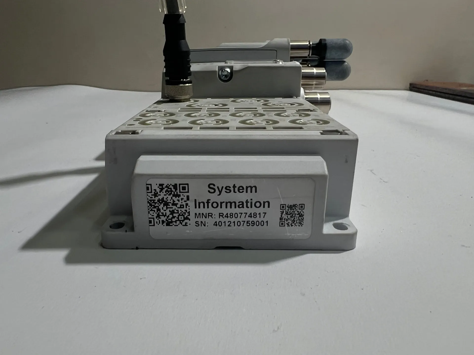 AVENTICS EtherCAT R412018225 AES-D-BC-ECAT Air Valve Island Module - Thumbnail 6