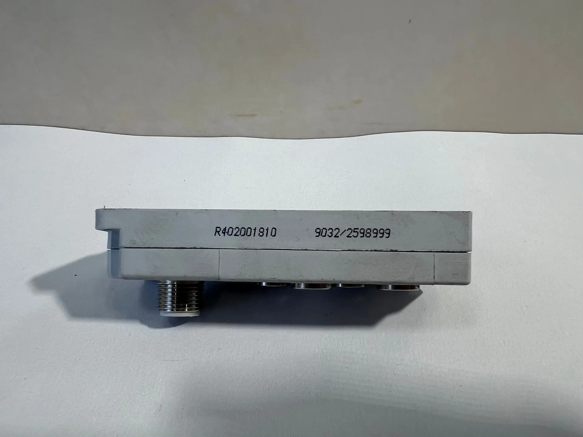 1x Rexroth AVENTICS R402001810 Passive Distributor Block Series AES with 2m Cable - Thumbnail 4