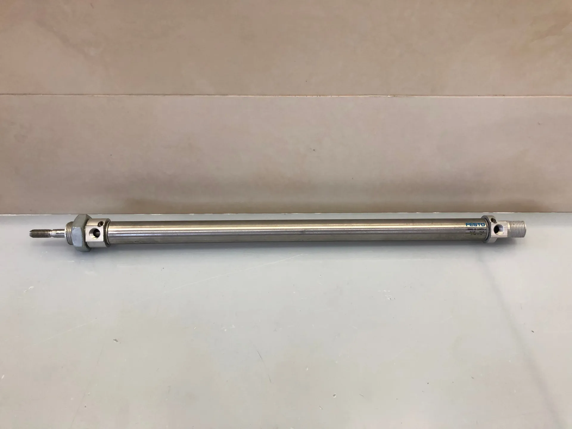 Festo DSNU-20-320-PPV-A 34720 Pneumatic Cylinder 20mm Bore 320mm Stroke - Image 1