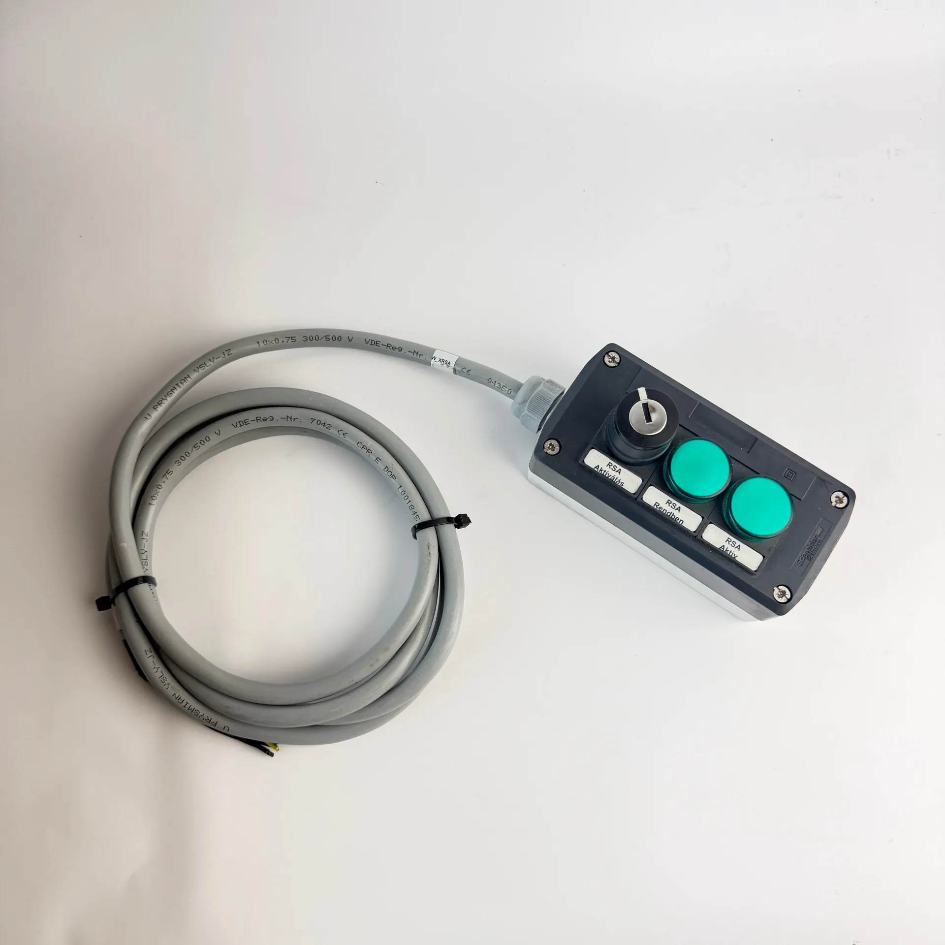 Schneider Electric XAL Control Station with Key Selector & 2 Green Pilot Lights, 2.2m Cable - Thumbnail 2