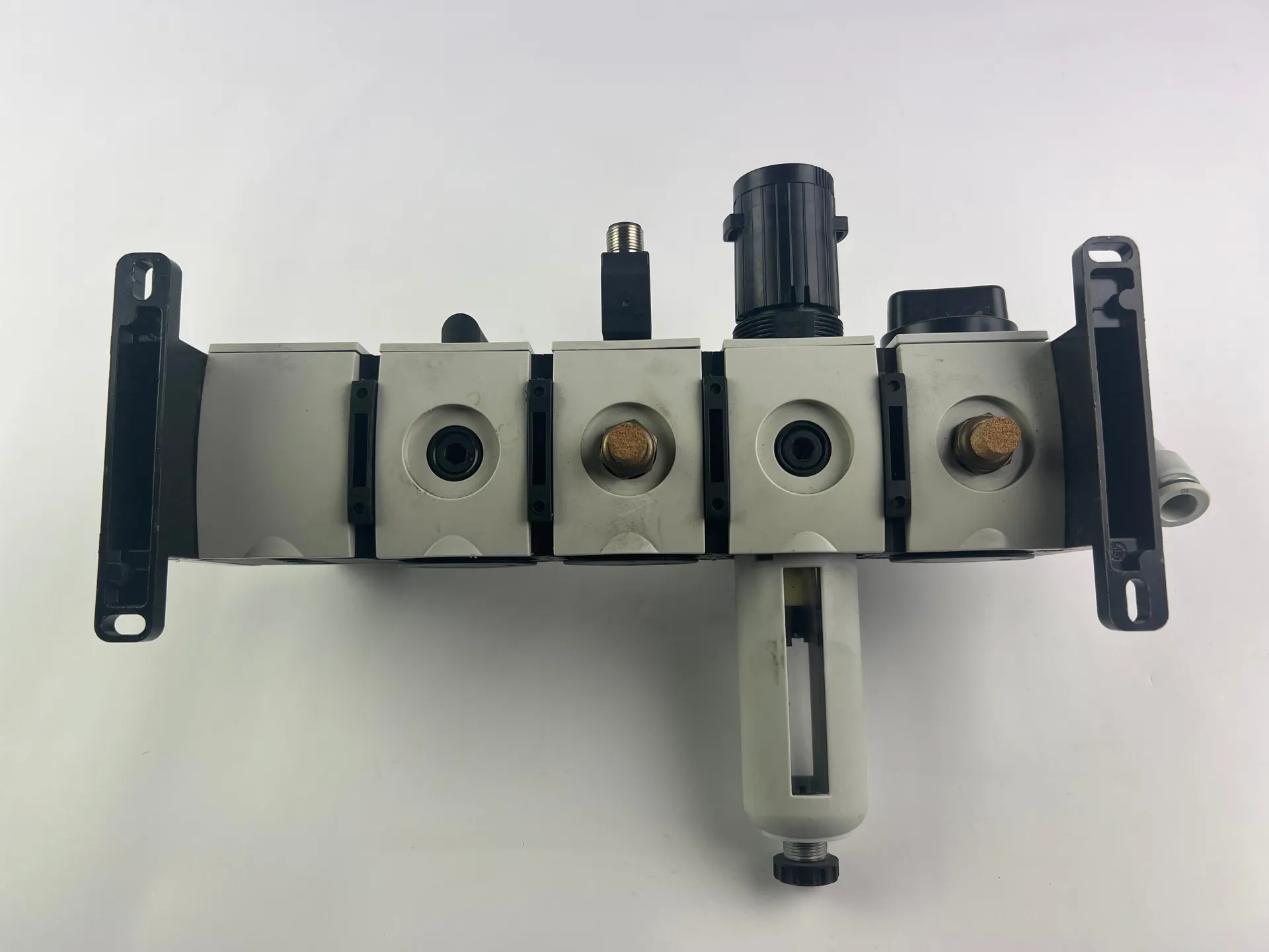 Aventics R412006256 R412006175 R412006380 R412006272 R412006250 + R412010767 Pressure Regulating Valves - Thumbnail 9