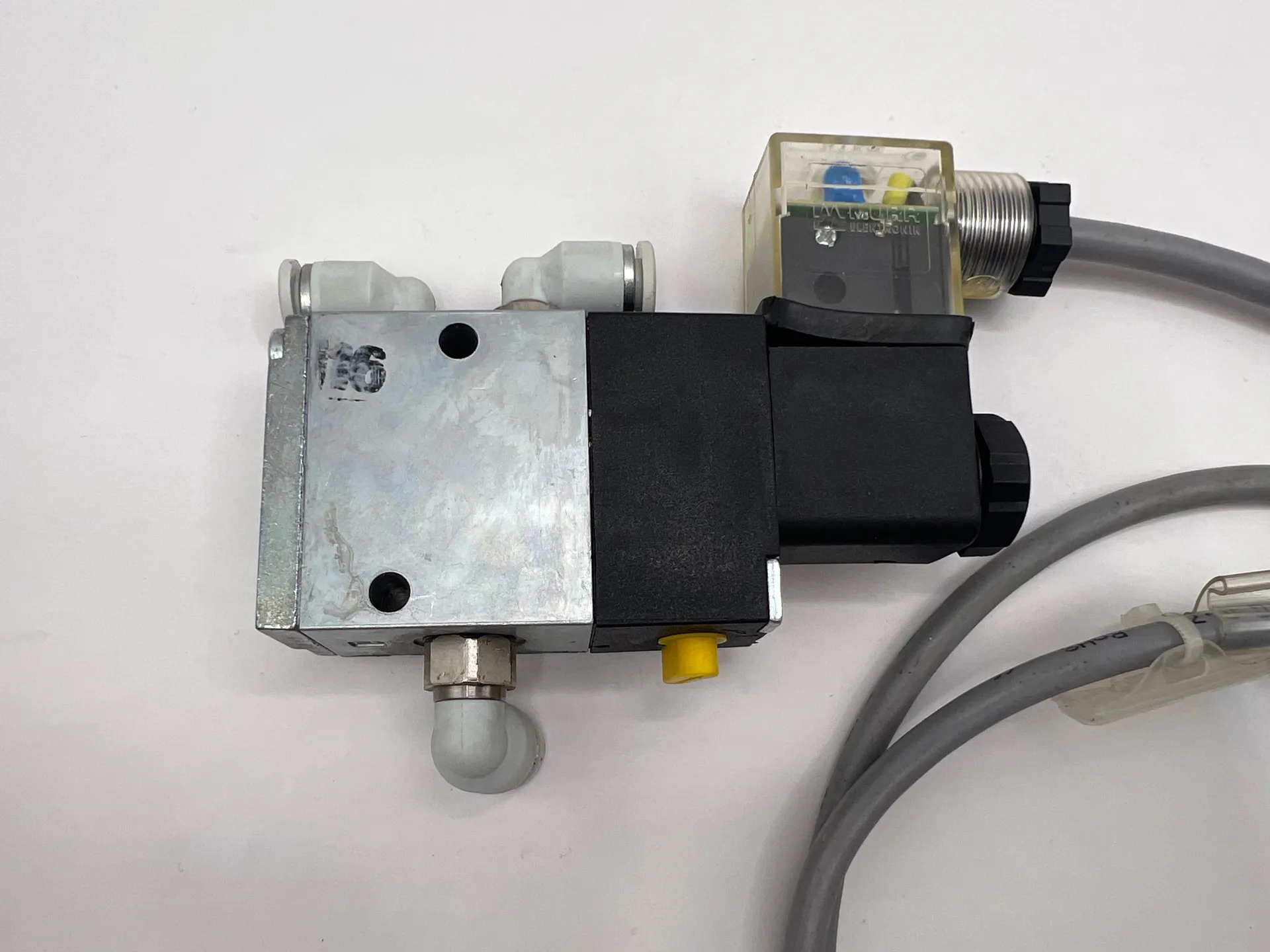 Aventics 5772550220 3/2 Directional Air Valve CD04 Series - Thumbnail 5