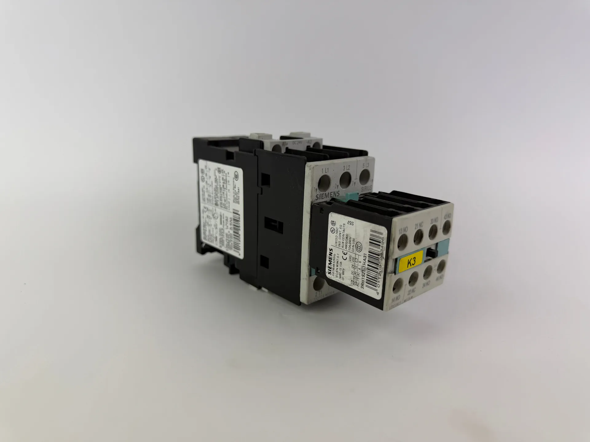 1x Siemens 3ZX1012-0RT02-1AA1 Contactor with Auxiliary Relay 3RH1921-1HA31 - Image 1