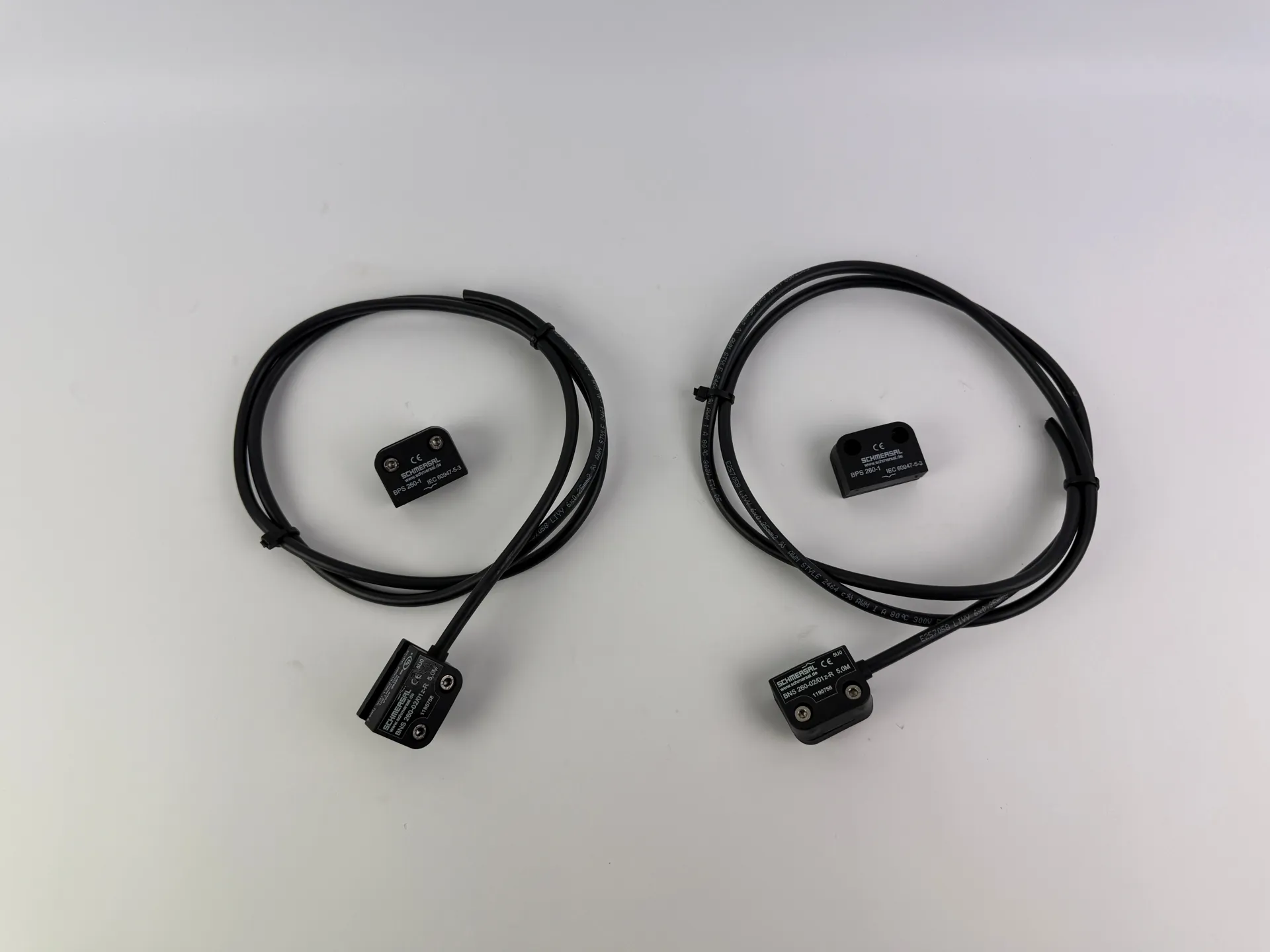 1x SCHMERSAL BNS 260-02/01Z-R 5.0M Magnetic Safety Sensor + BPS 260-1 Receiver - Thumbnail 5