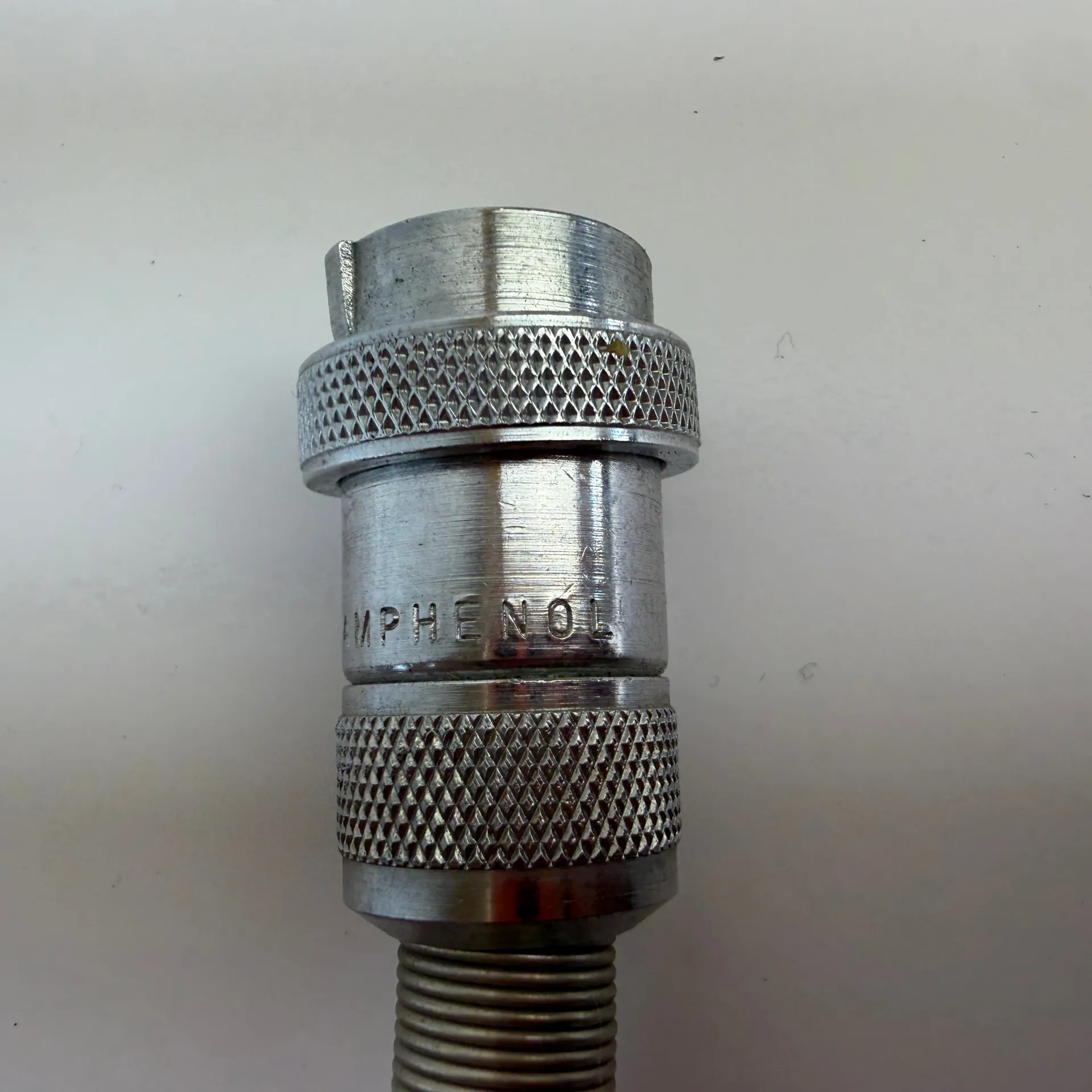 Lot of 2 Amphenol 4-Pin Male Circular Cable Connector Plugs Metal - Thumbnail 6
