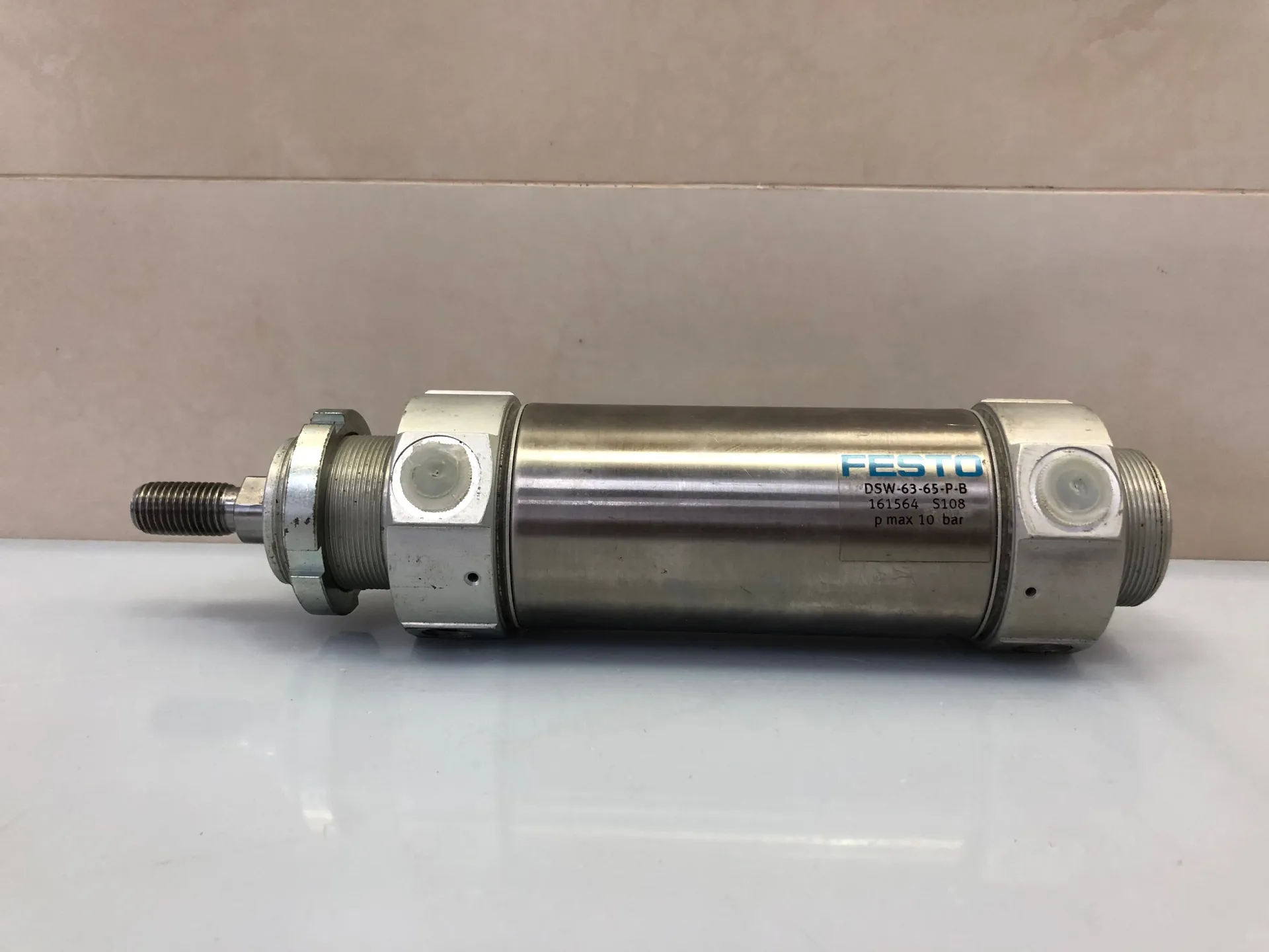 Festo DSW-63-65-P-B Pneumatic Rotary Cylinder – 63mm Bore, 65mm Stroke (Part No. 161564 / S108) - Thumbnail 2