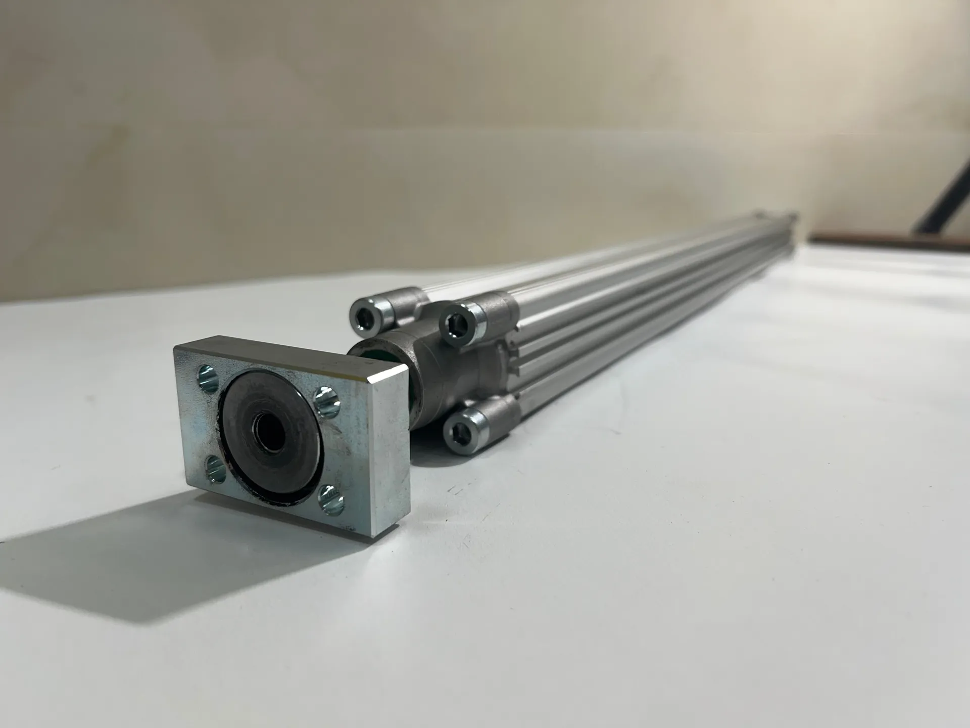 Aventics 0822120016 Pneumatic Cylinder 10Bar with Sensor R412022860 - Thumbnail 2