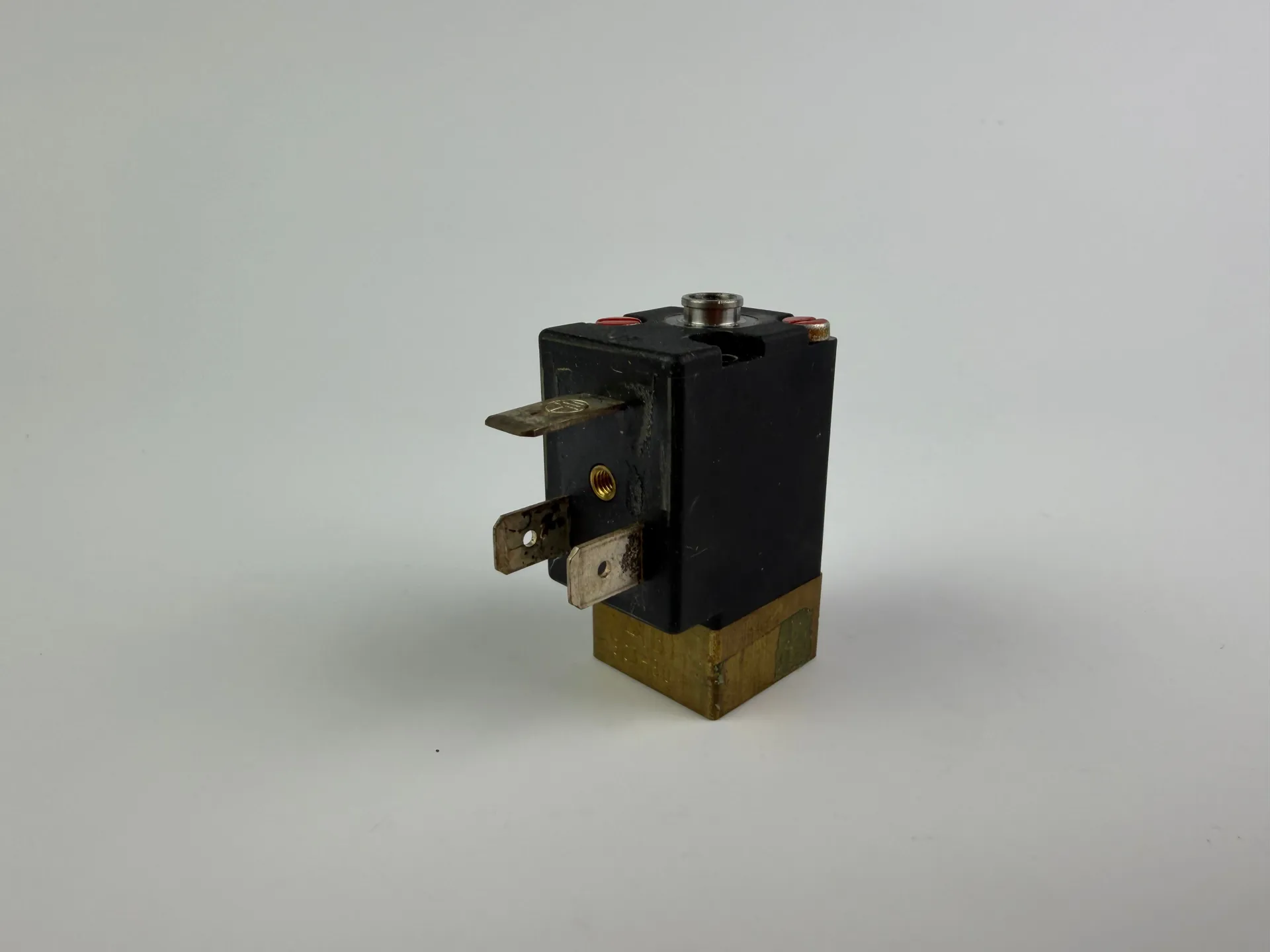 Burkert 301-D-1,6-B Solenoid Valve – Part No. 062407U - Thumbnail 4