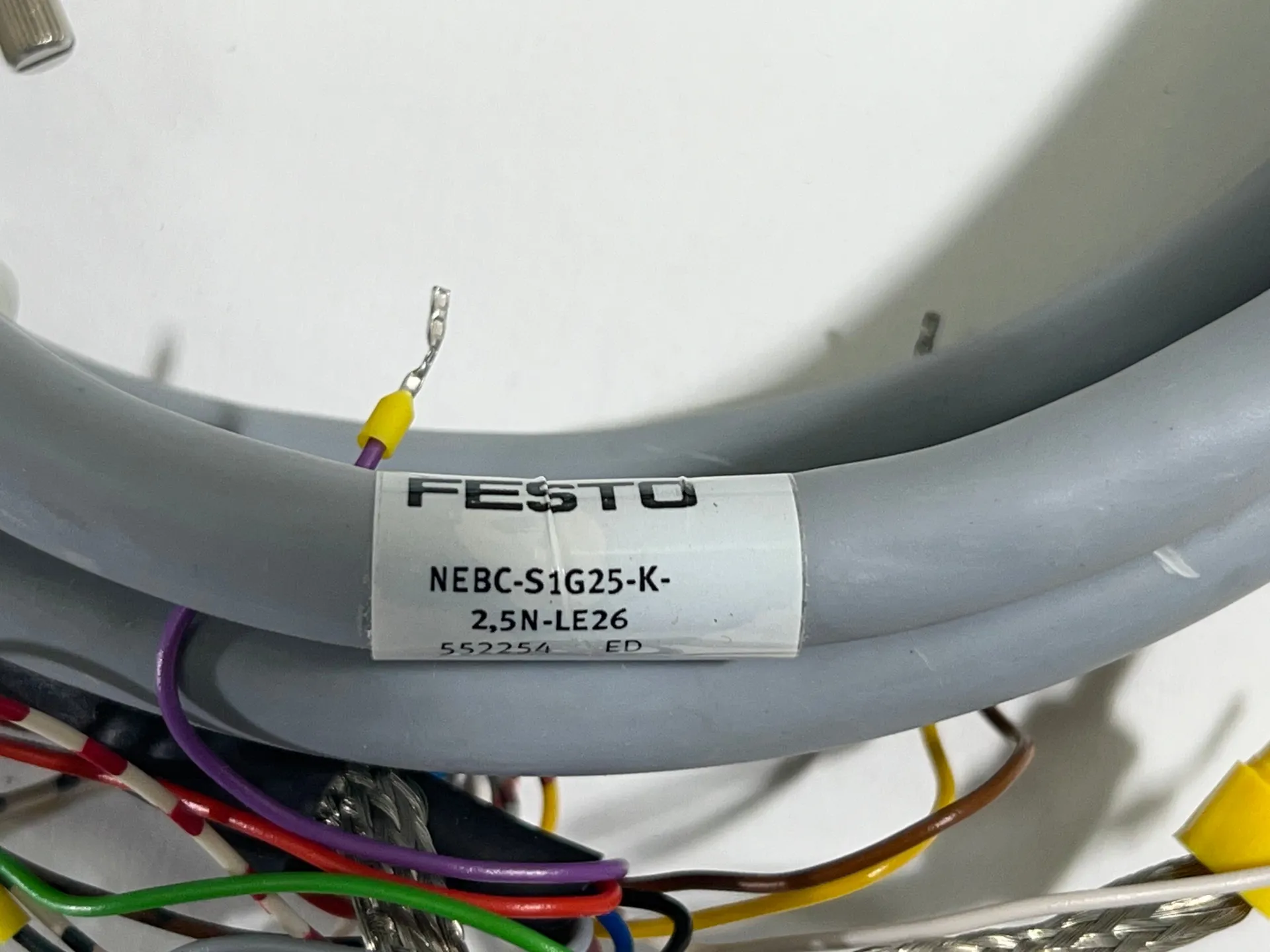 Festo NEBC-S1G25-K-2.5-N-LE26 Control Line Cable 552254 - Image 1