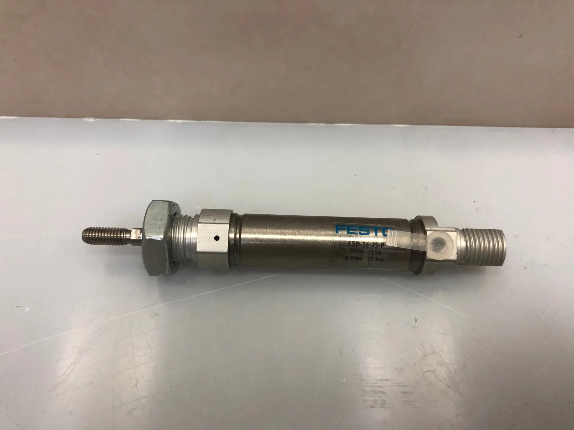 Festo ESN-16-25-P Pneumatic Round Cylinder 16mm Bore 25mm Stroke – 5096 - Thumbnail 2