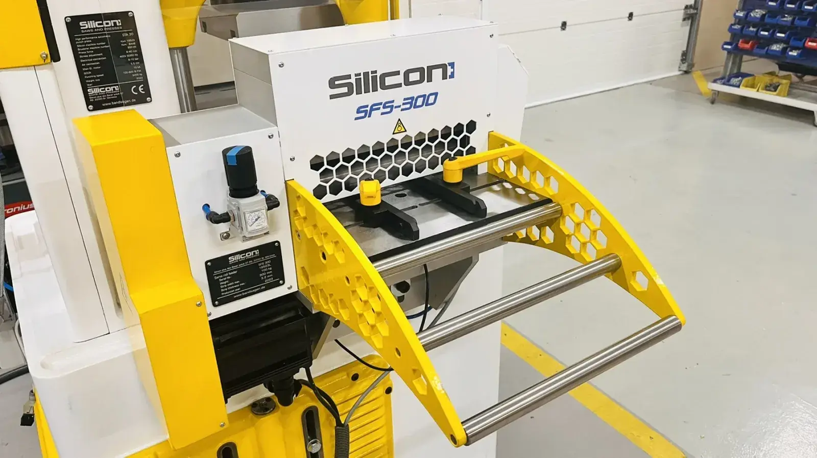 Silicon+ SFS 200 / SFS 300 High-Speed Servo Feeder - Thumbnail 3