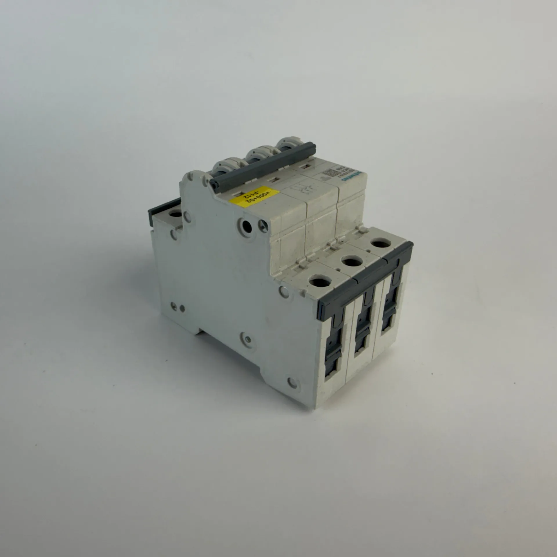 Siemens 5SY4316-7 3 Pole MCB C16 16A Circuit Breaker 10kA 400V AC - Thumbnail 4