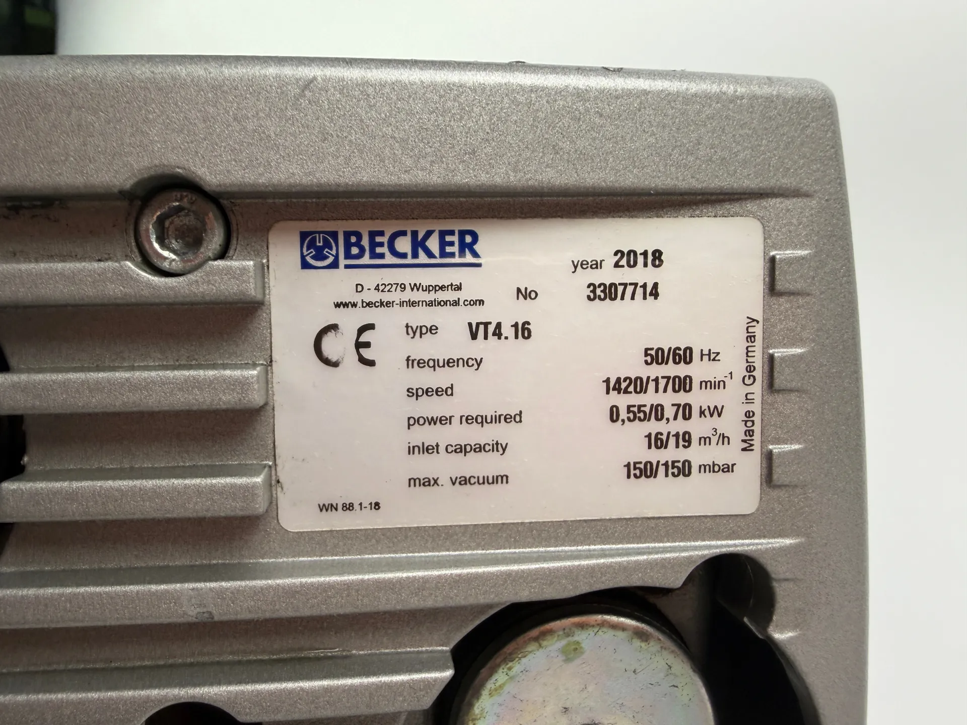 Becker VT4.16 Rotary Vane Vacuum Pump 0.55/0.70kW 16-19 m³/h 3-Phase 2018 - Thumbnail 5