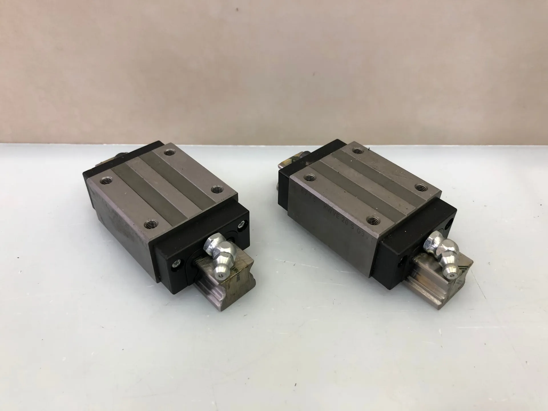 1x INA 87T5 KWVE20-S-G3V1 Linear Guide Block with 100mm Rail – KWVE 20S G3V1