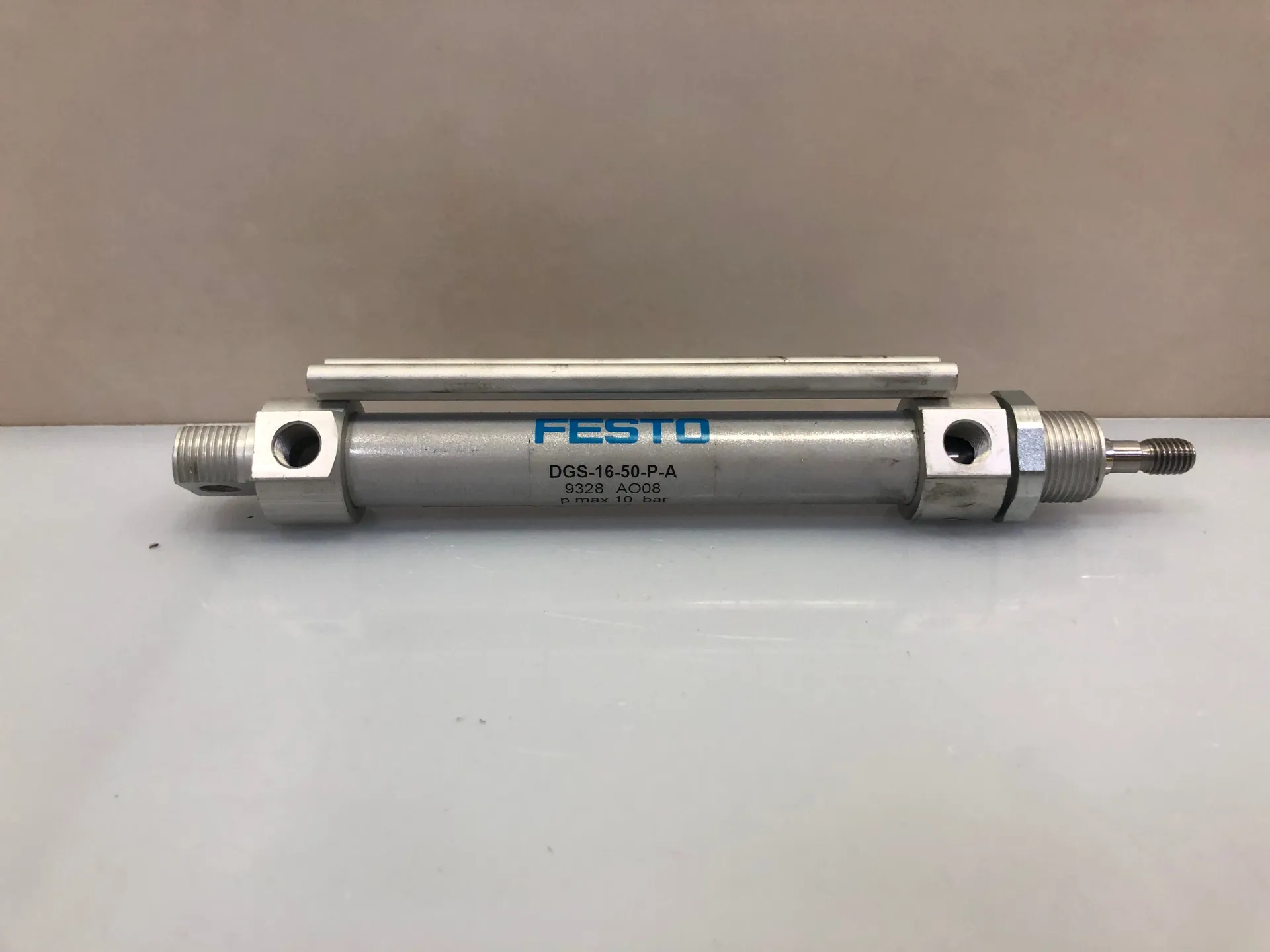 FESTO DGS-16-50-P-A PNEUMATIC CYLINDER 9328 - Thumbnail 2